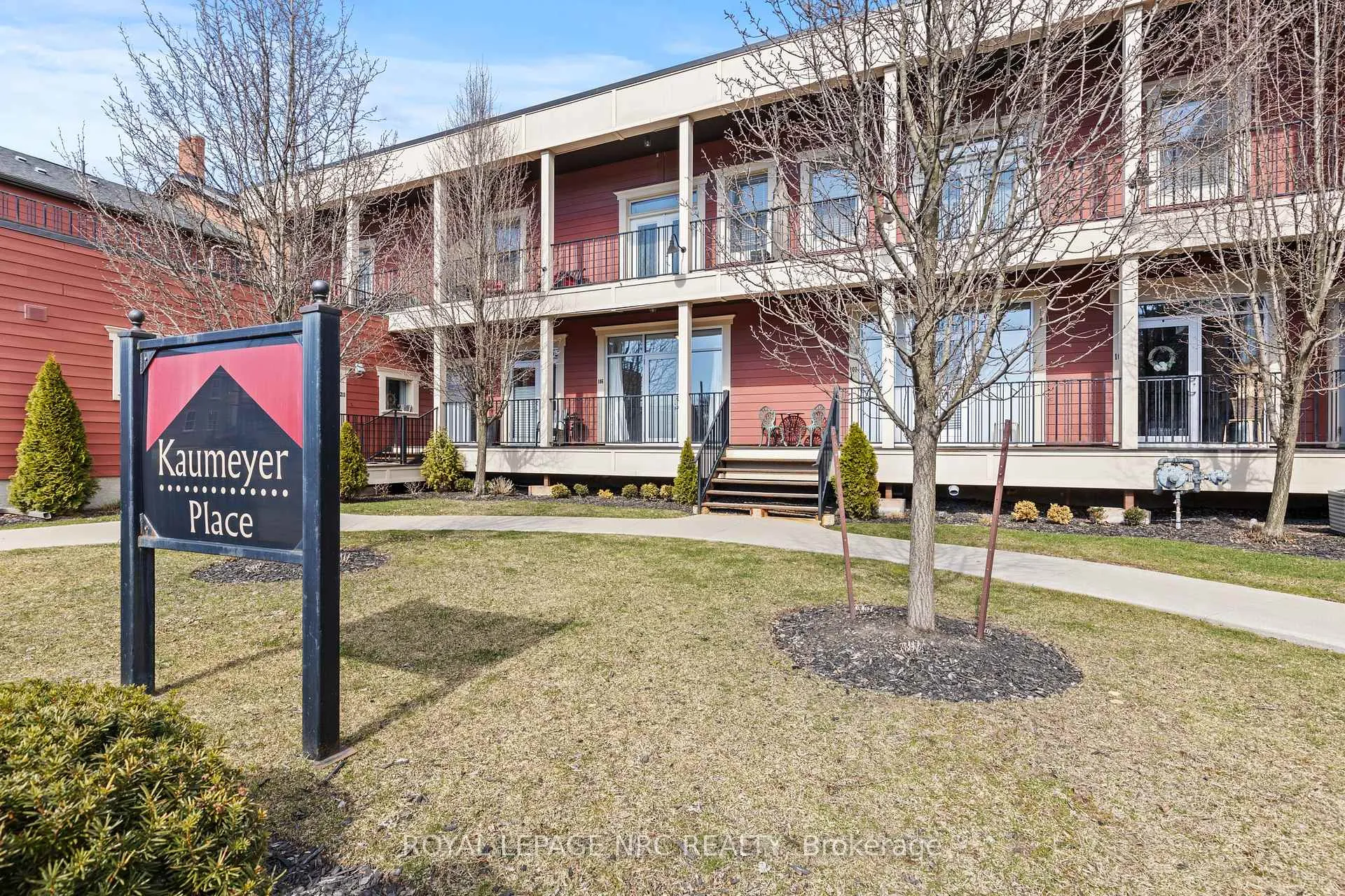 Photo 5 of Unit 106, 3710 Main Street, Niagara Falls, Chippawa — HOMEH
