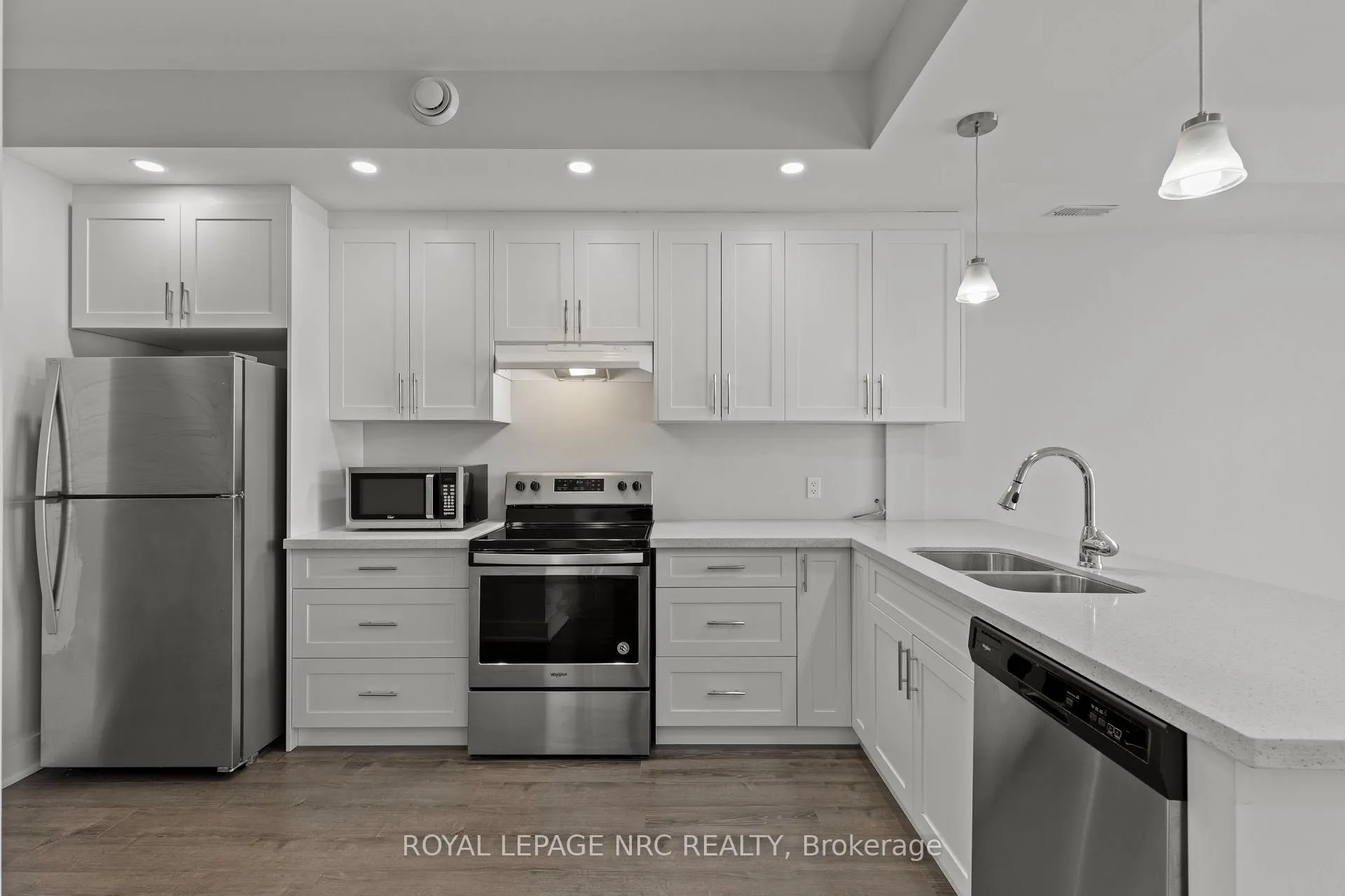 Photo 14 of Unit 106, 3710 Main Street, Niagara Falls, Chippawa — HOMEH