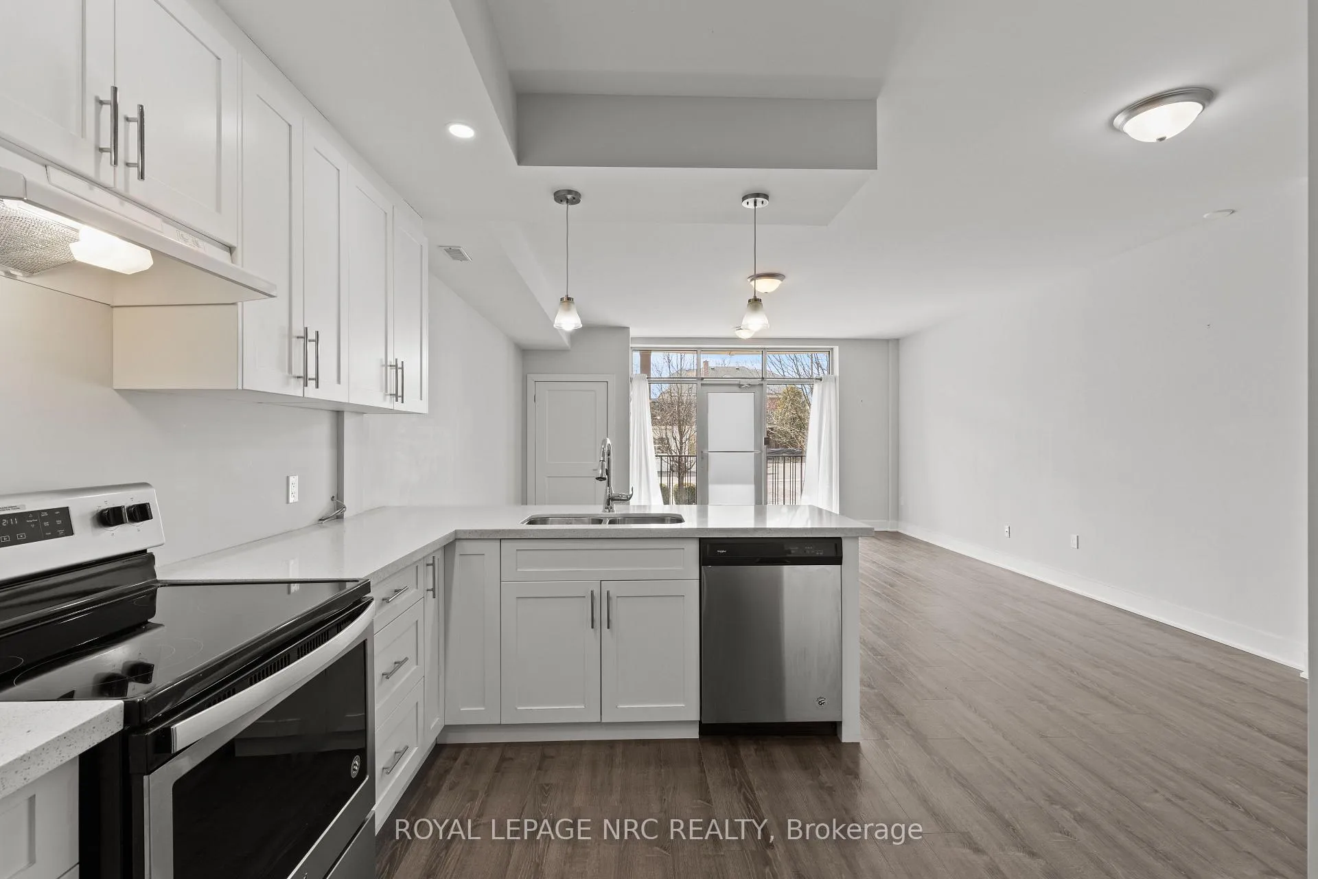 Photo 16 of Unit 106, 3710 Main Street, Niagara Falls, Chippawa — HOMEH