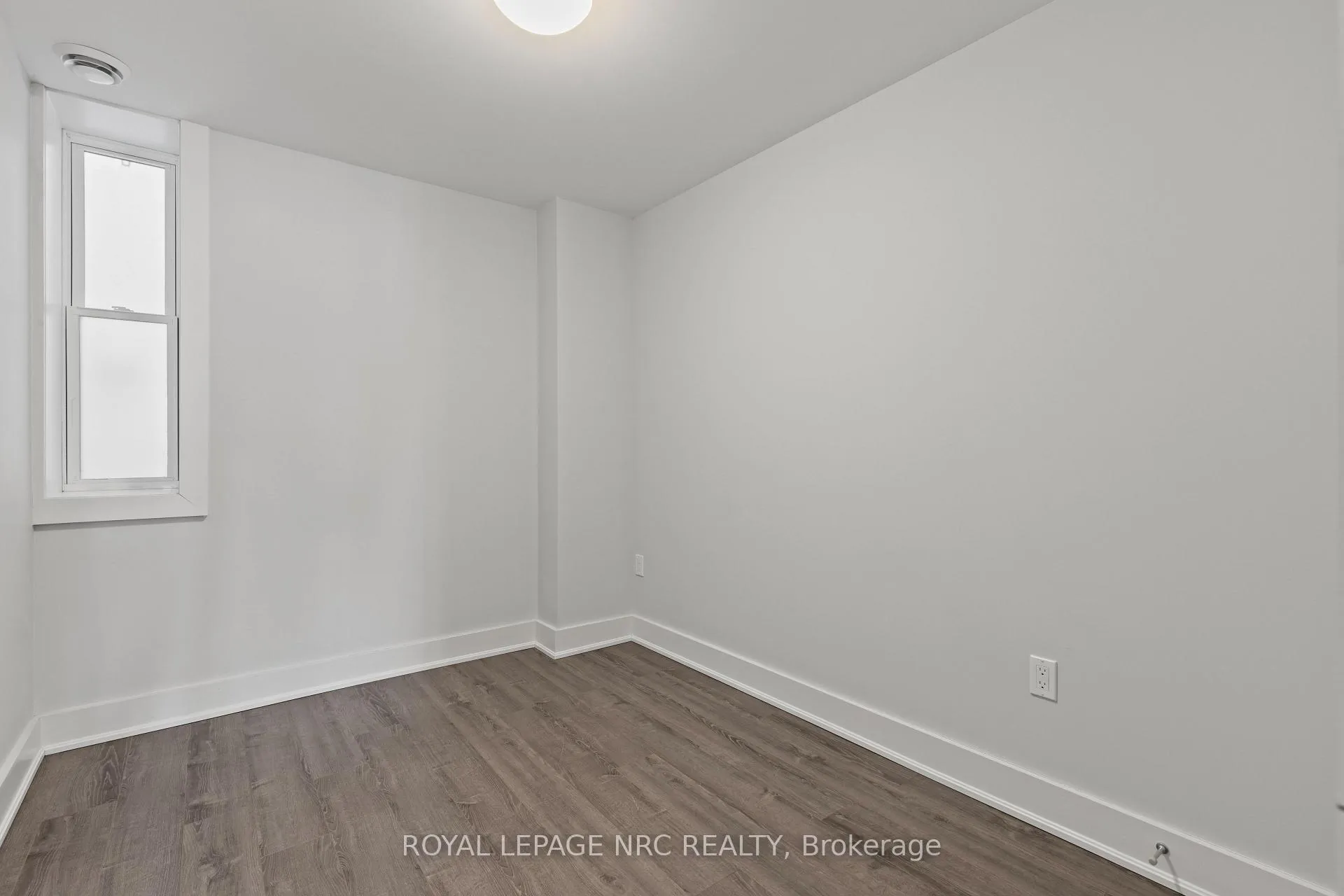 Photo 19 of Unit 106, 3710 Main Street, Niagara Falls, Chippawa — HOMEH
