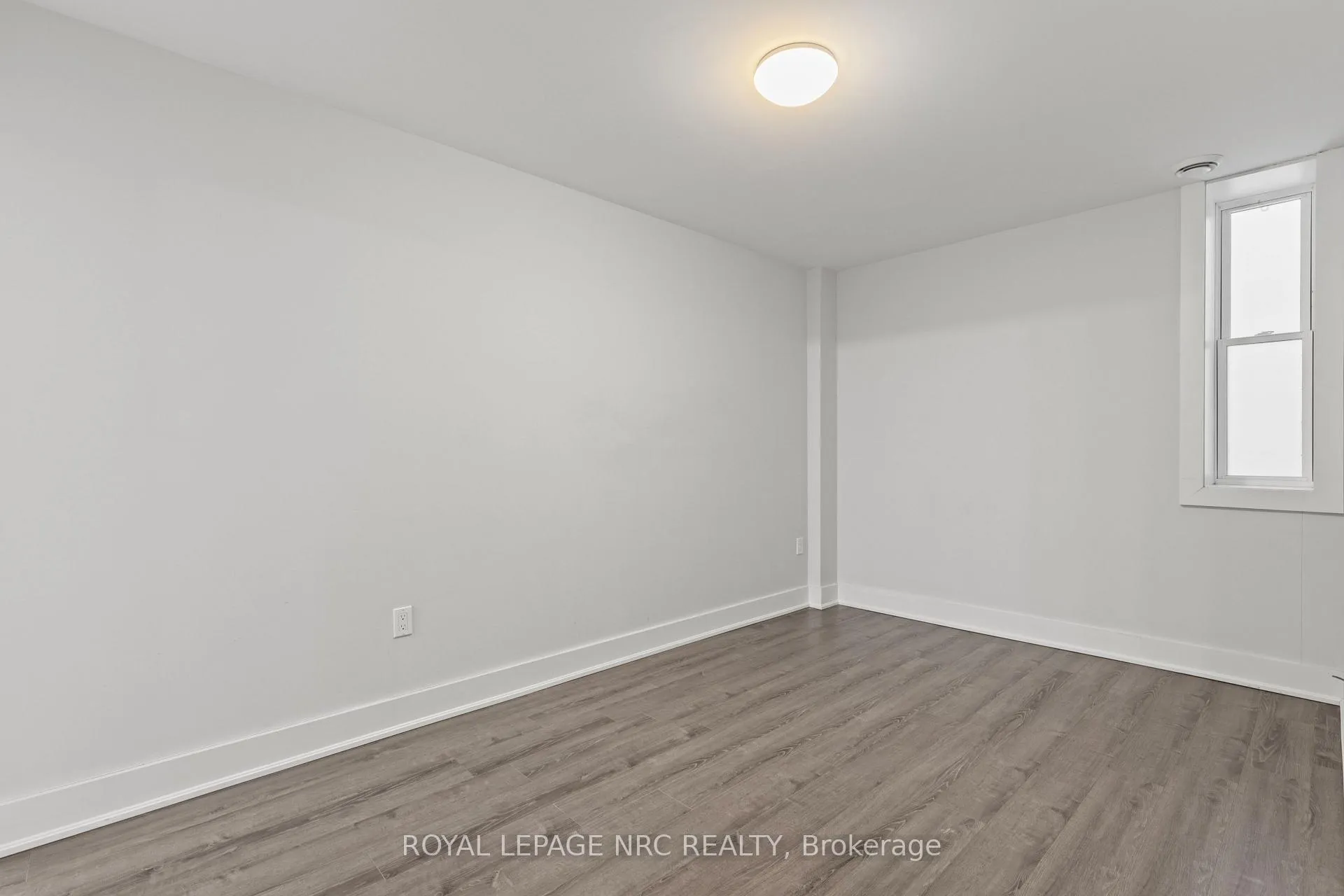 Photo 21 of Unit 106, 3710 Main Street, Niagara Falls, Chippawa — HOMEH