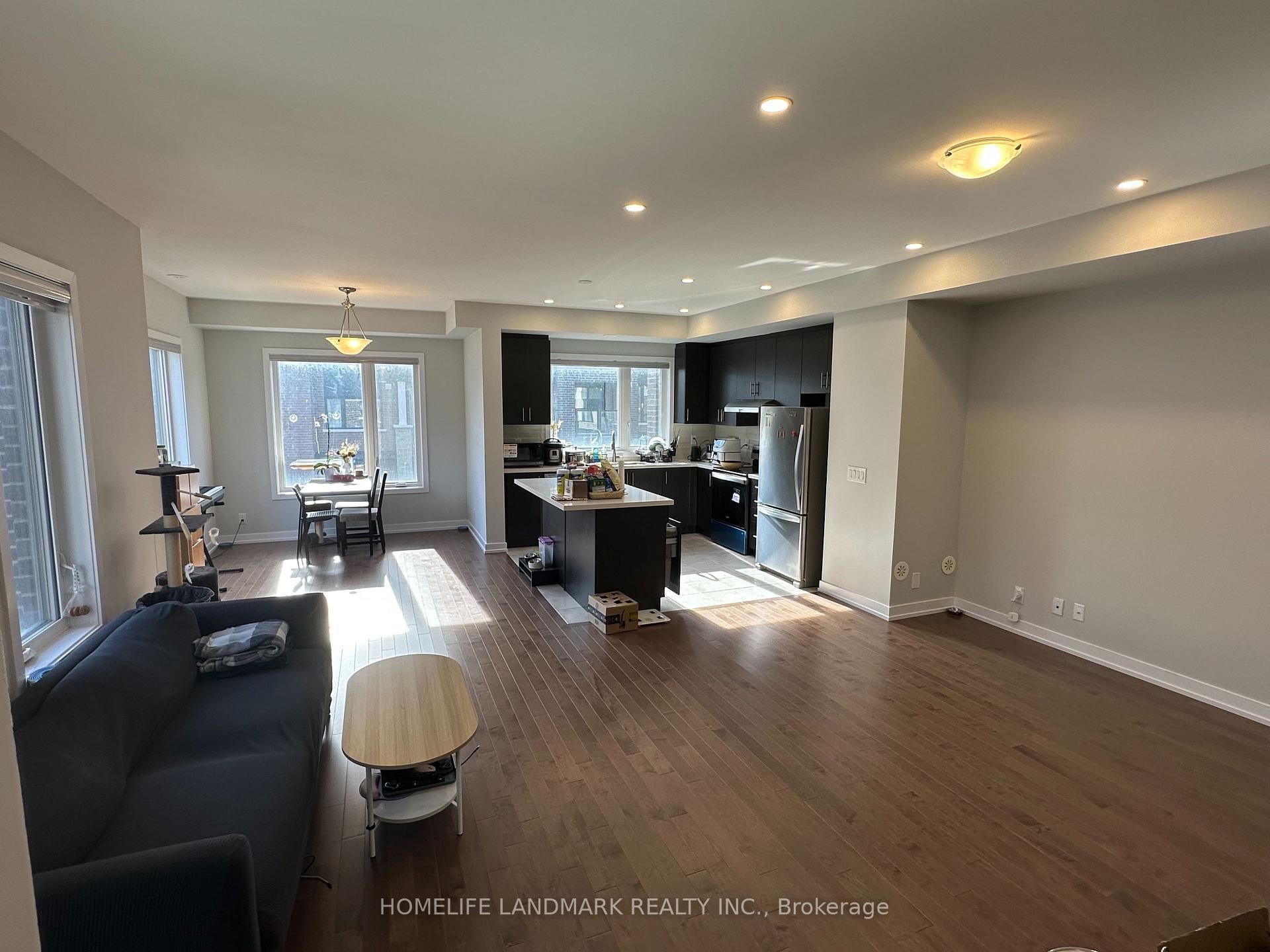 Photo 8 of 21 Gothenburg Lane, Markham, Angus Glen — HOMEH
