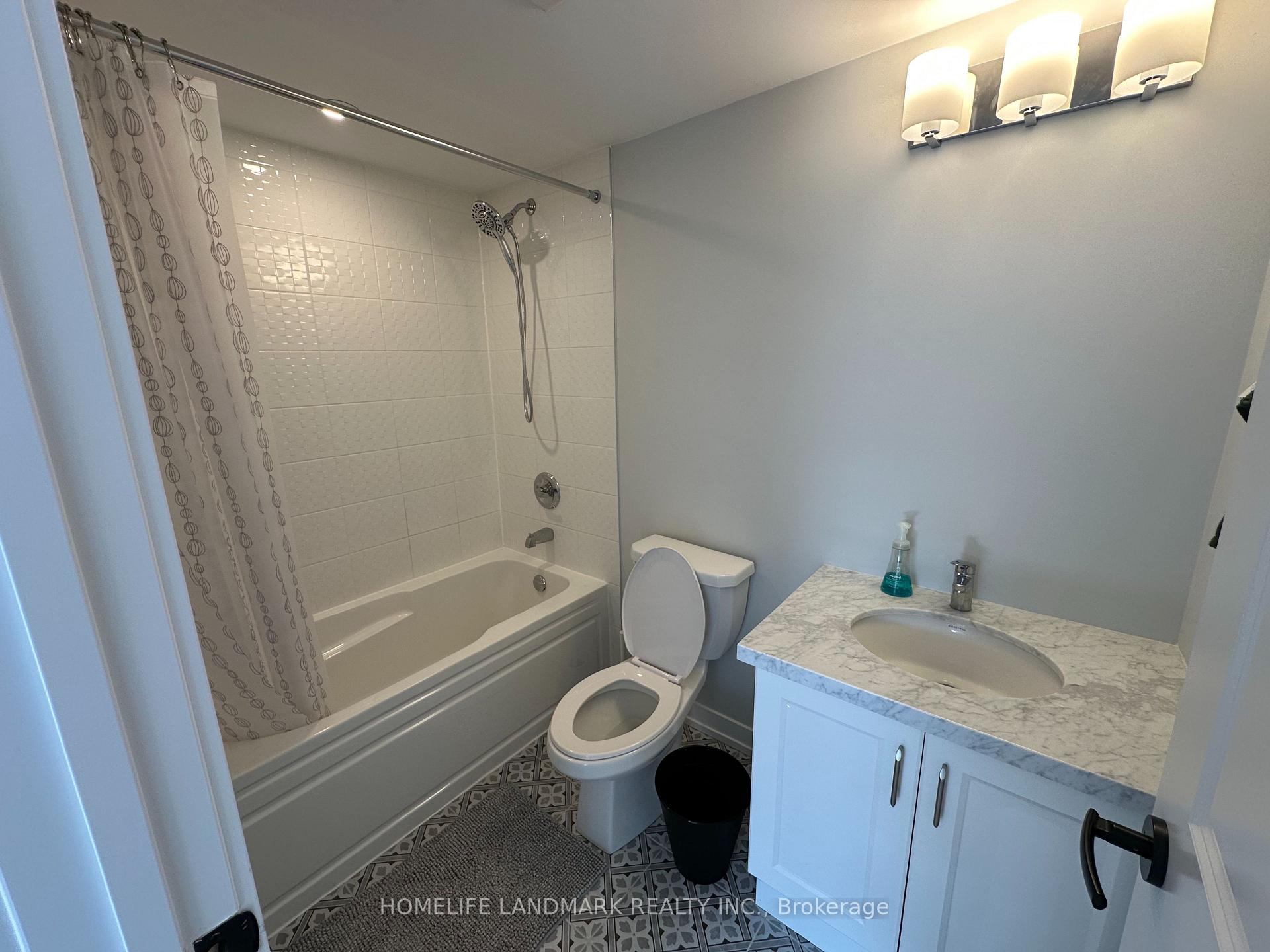 Photo 17 of 21 Gothenburg Lane, Markham, Angus Glen — HOMEH