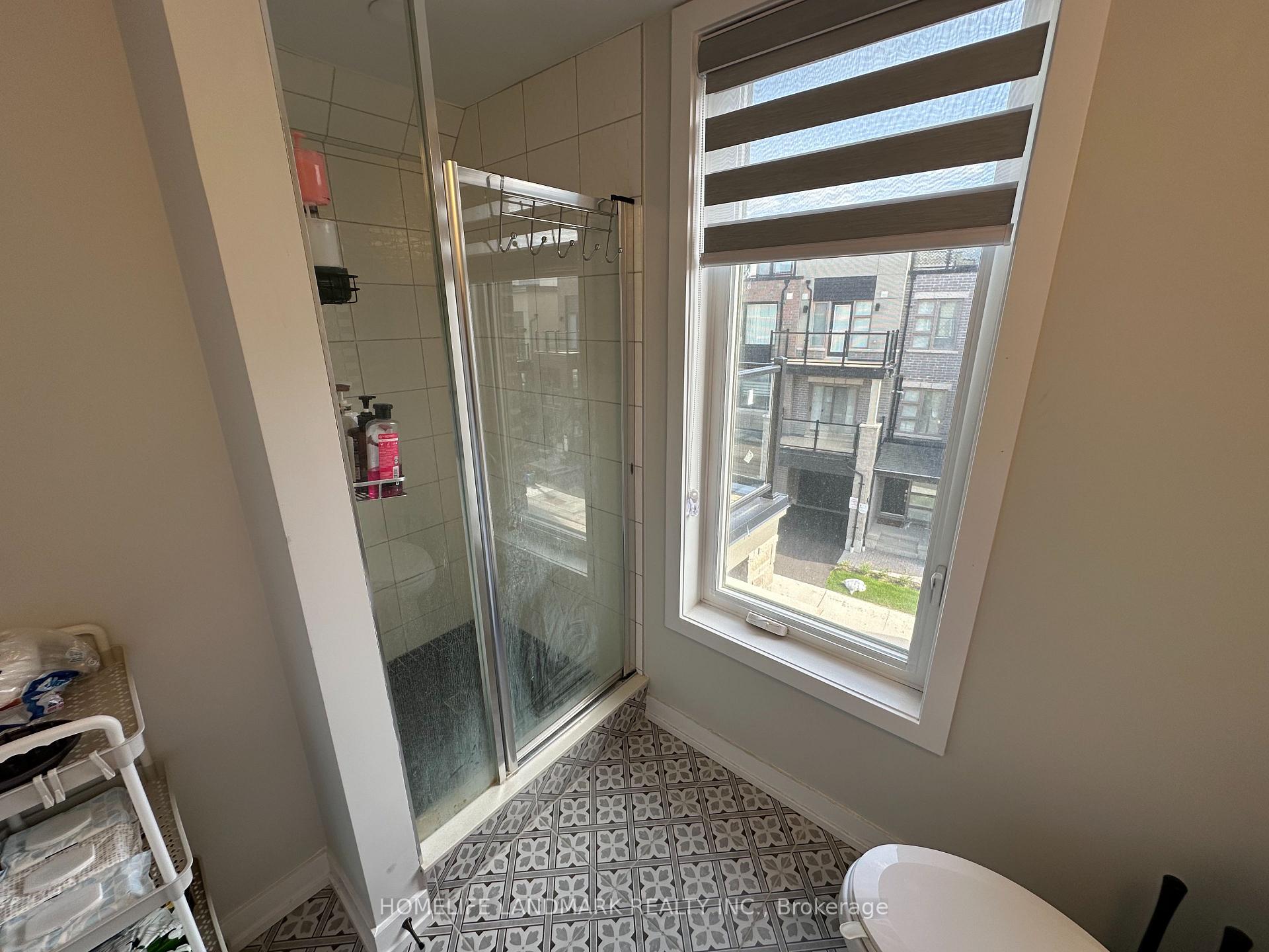 Photo 20 of 21 Gothenburg Lane, Markham, Angus Glen — HOMEH