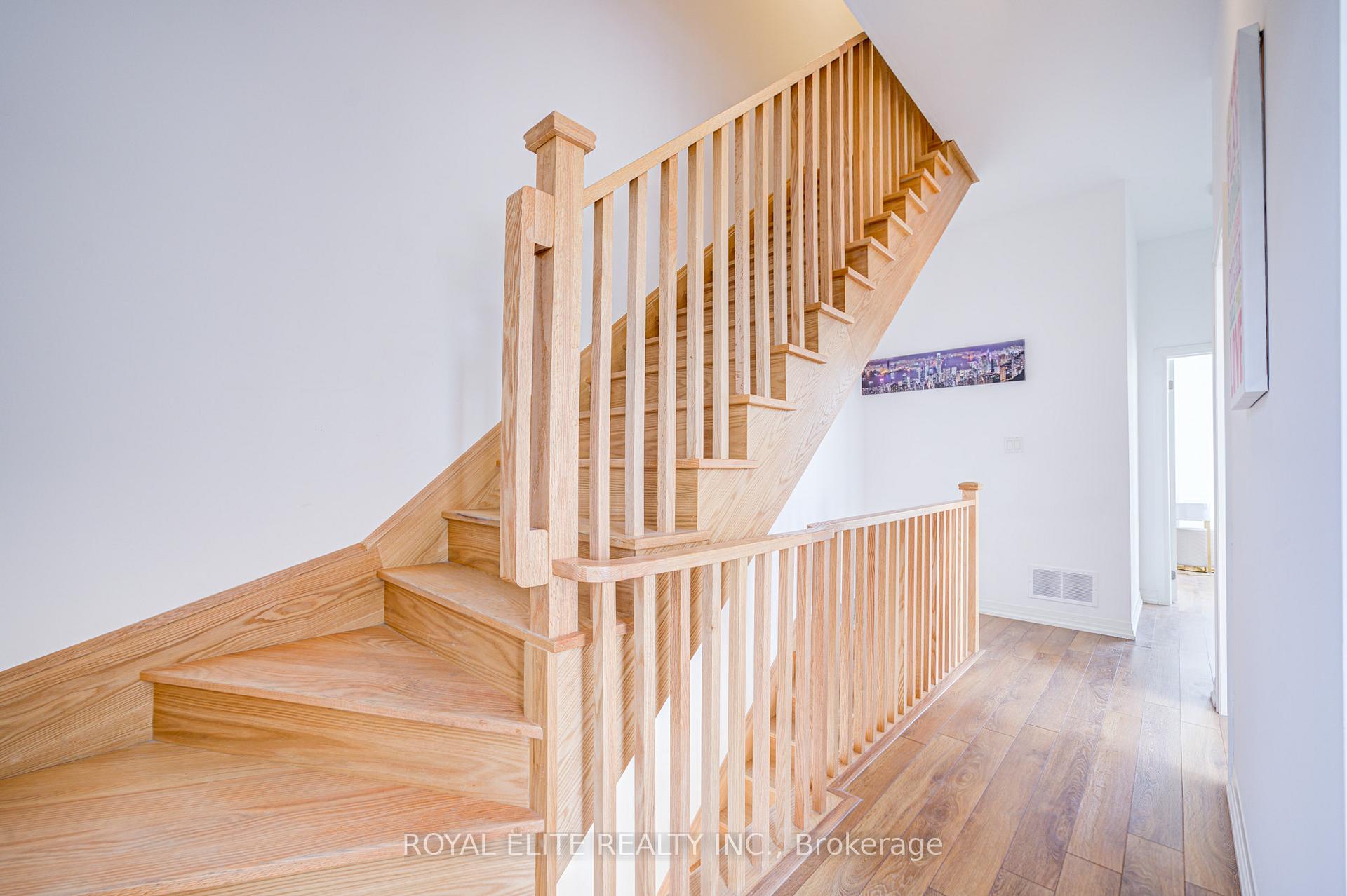 Photo 6 of 117 Markland Street, Markham, Cachet — HOMEH