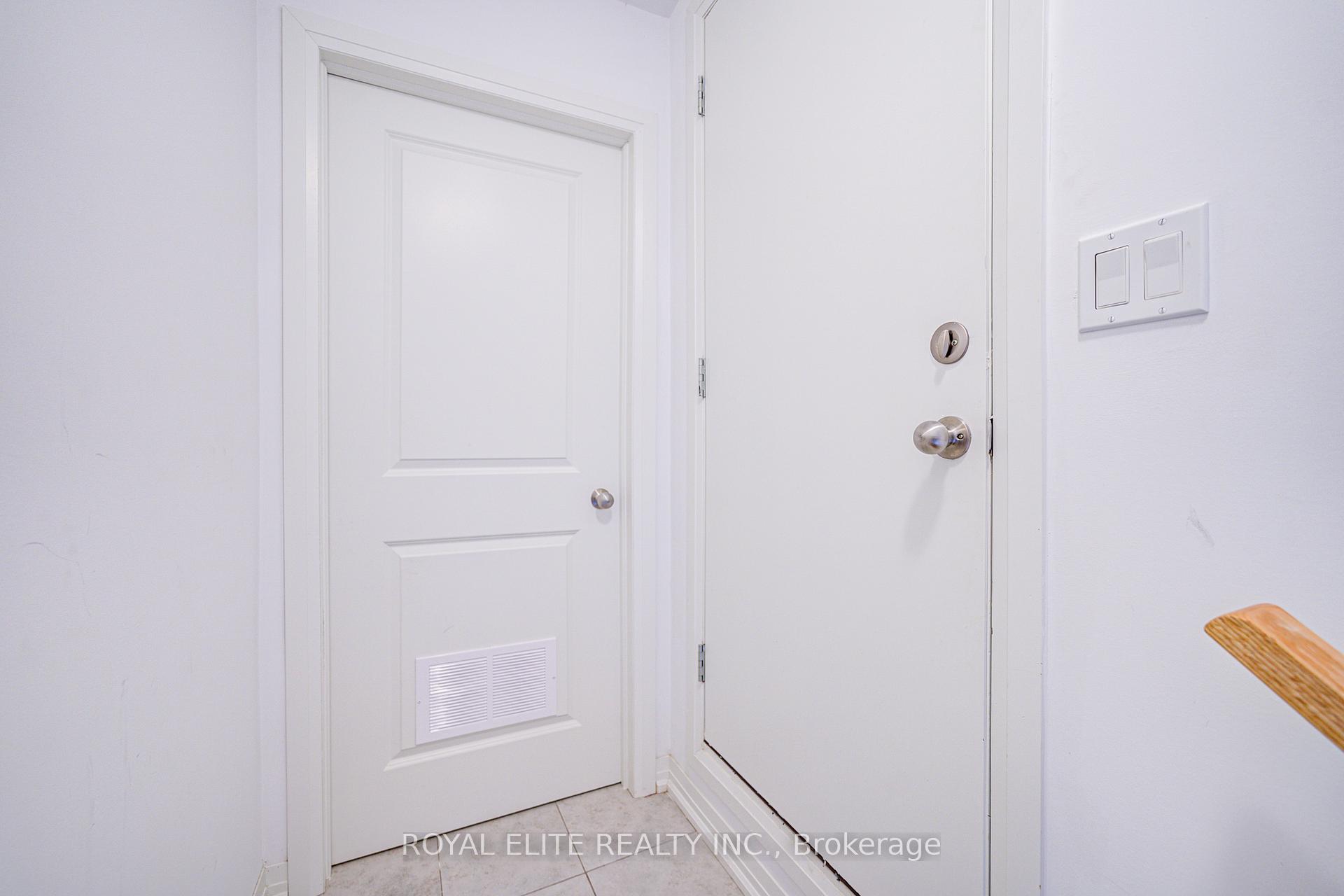 Photo 7 of 117 Markland Street, Markham, Cachet — HOMEH