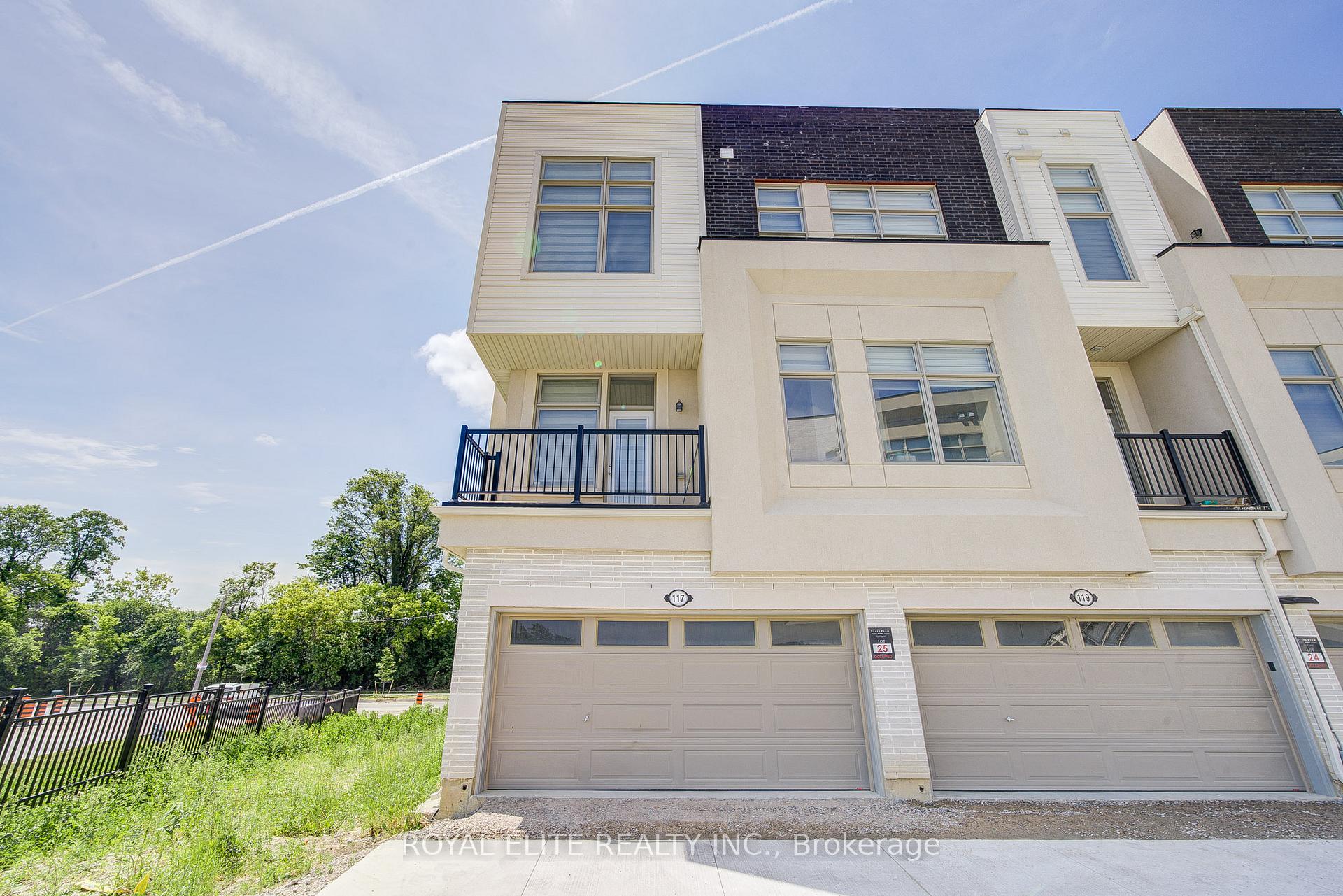 Photo 11 of 117 Markland Street, Markham, Cachet — HOMEH