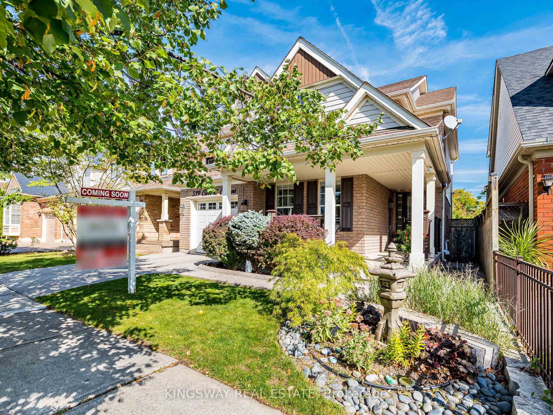 Photo 2 of 539 Caverhill Crescent, Milton, Clarke — HOMEH