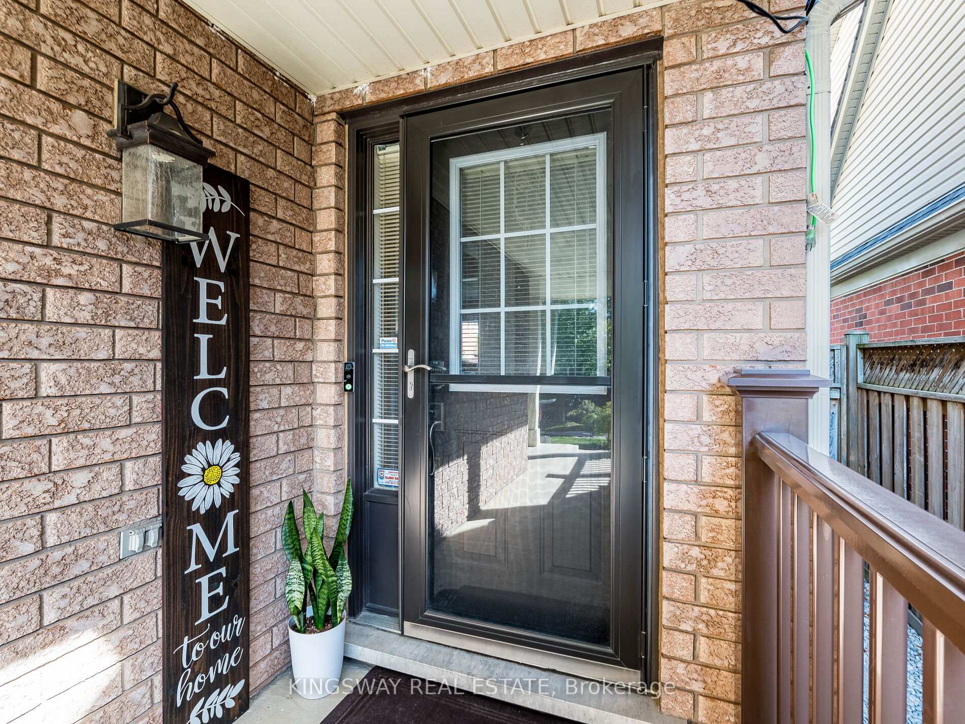 Photo 5 of 539 Caverhill Crescent, Milton, Clarke — HOMEH