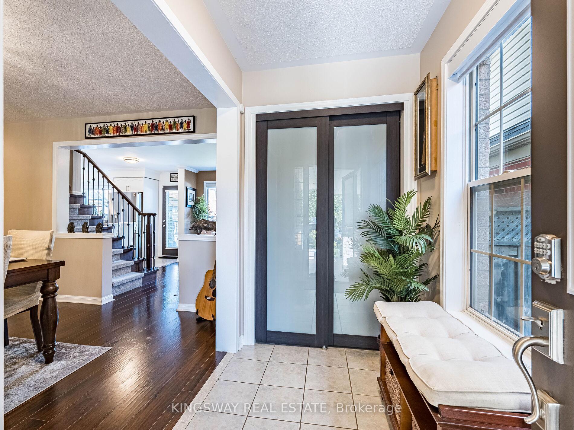 Photo 6 of 539 Caverhill Crescent, Milton, Clarke — HOMEH