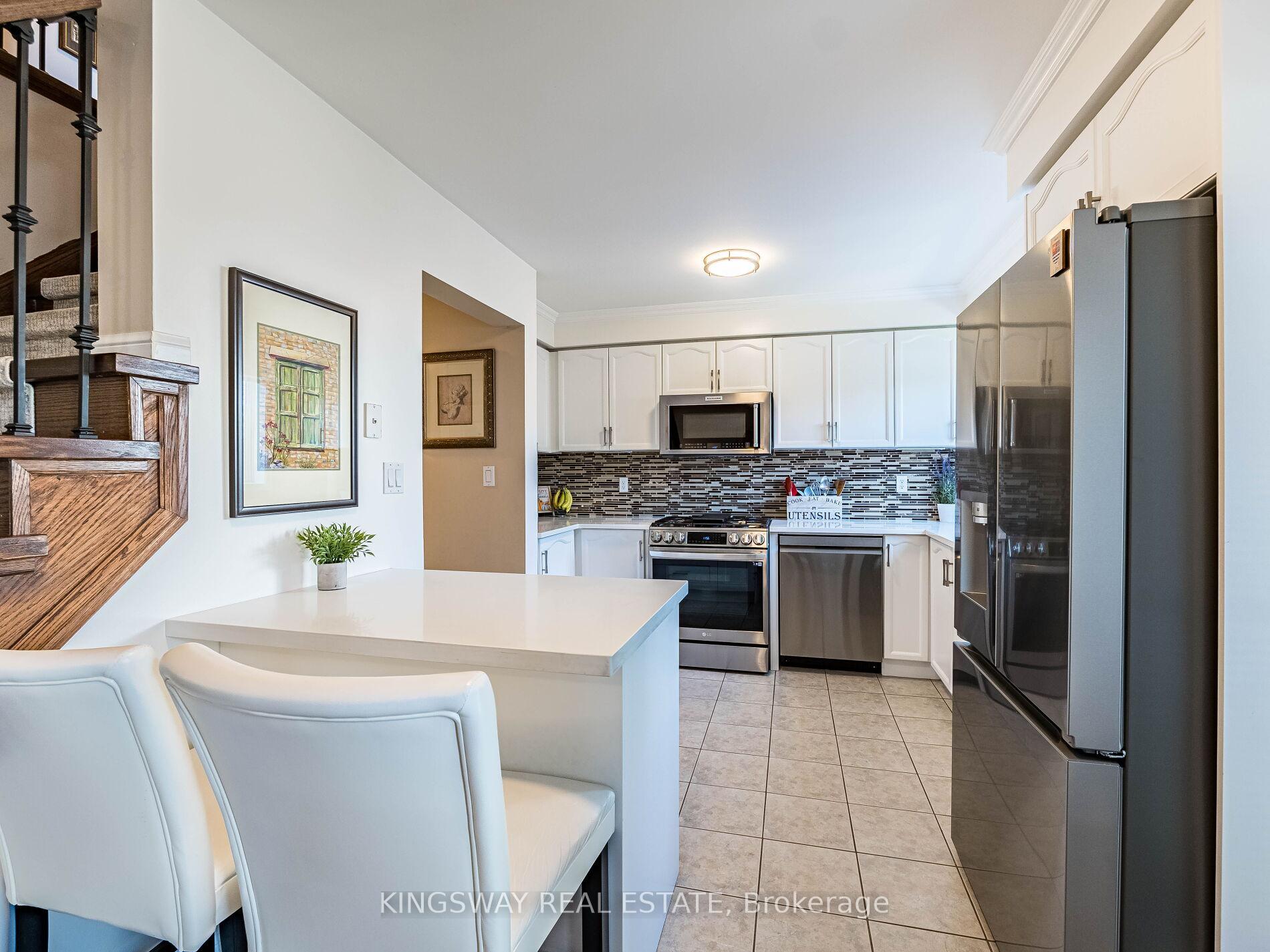 Photo 16 of 539 Caverhill Crescent, Milton, Clarke — HOMEH