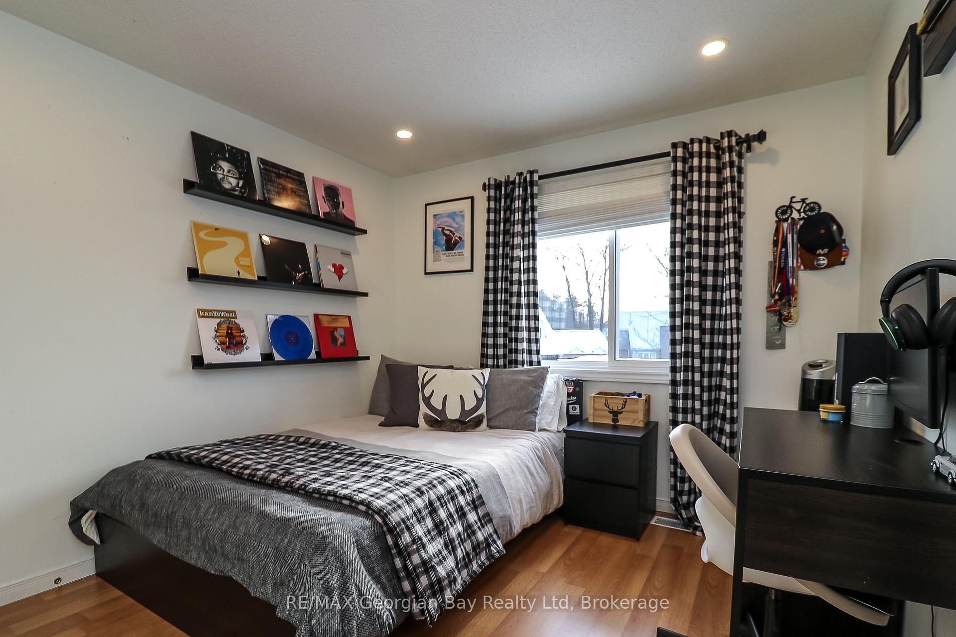 Photo 20 of 175 Griffin Court, Midland — HOMEH
