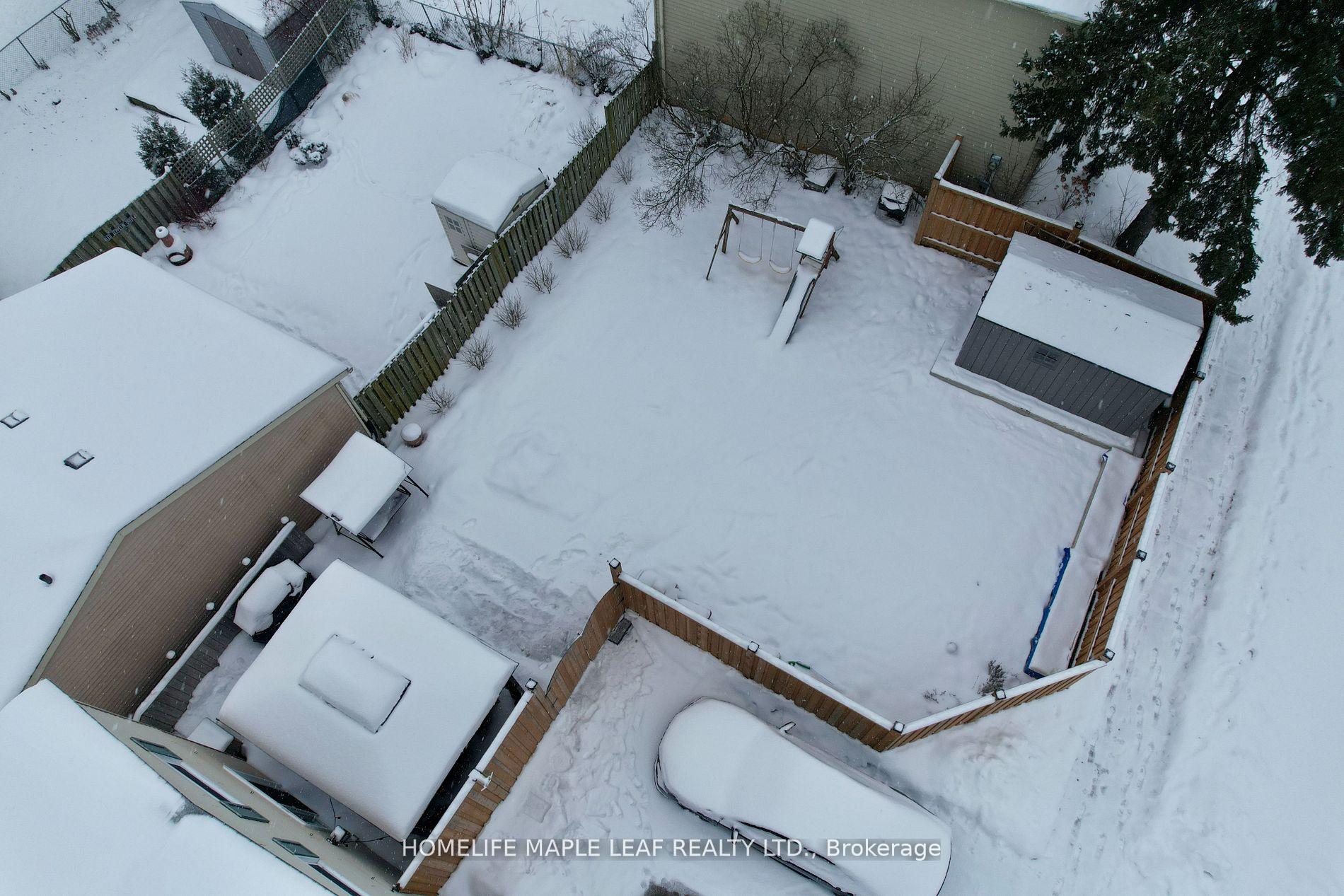 Photo 3 of 73 Timberlane Crescent, Kitchener — HOMEH