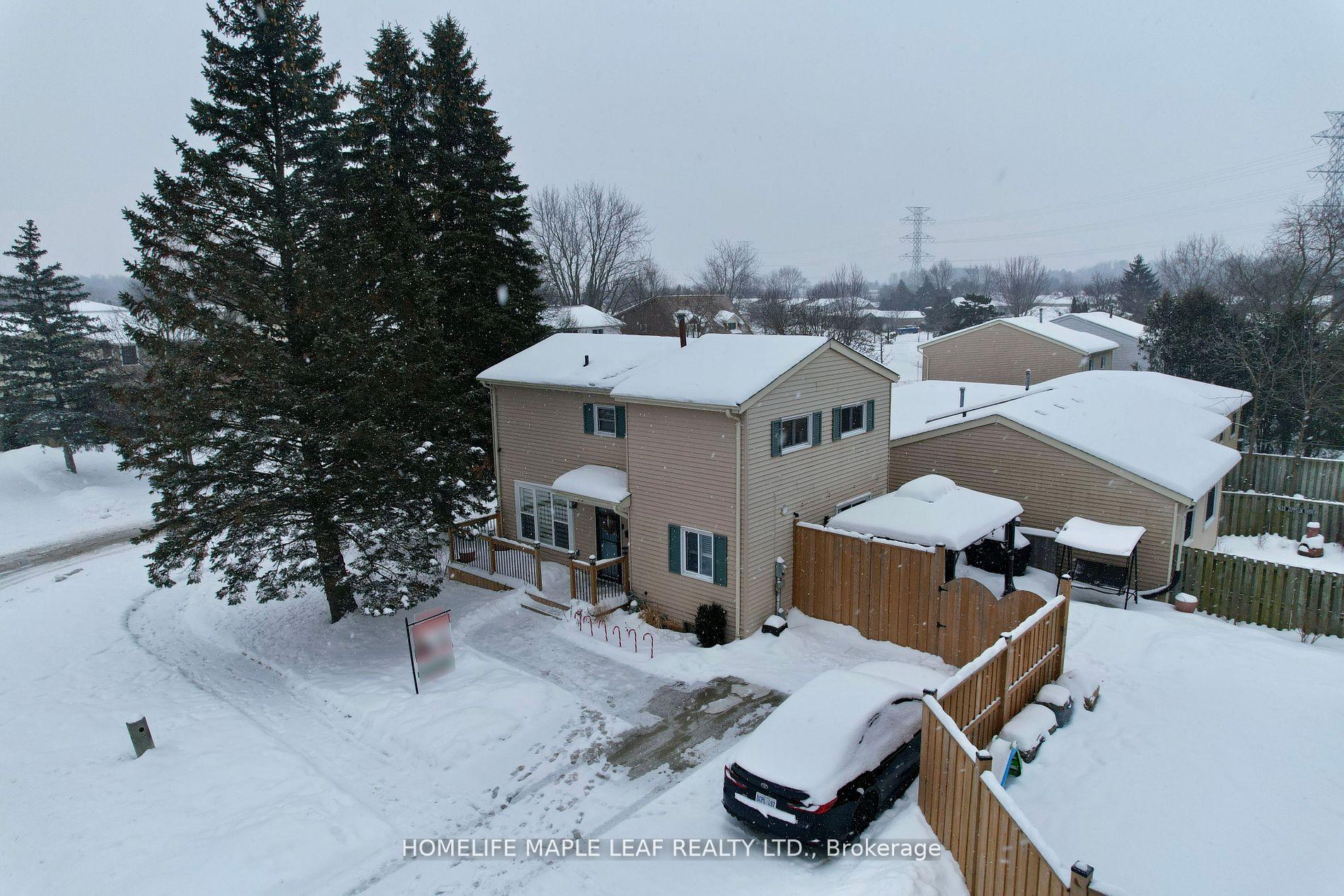 Photo 5 of 73 Timberlane Crescent, Kitchener — HOMEH