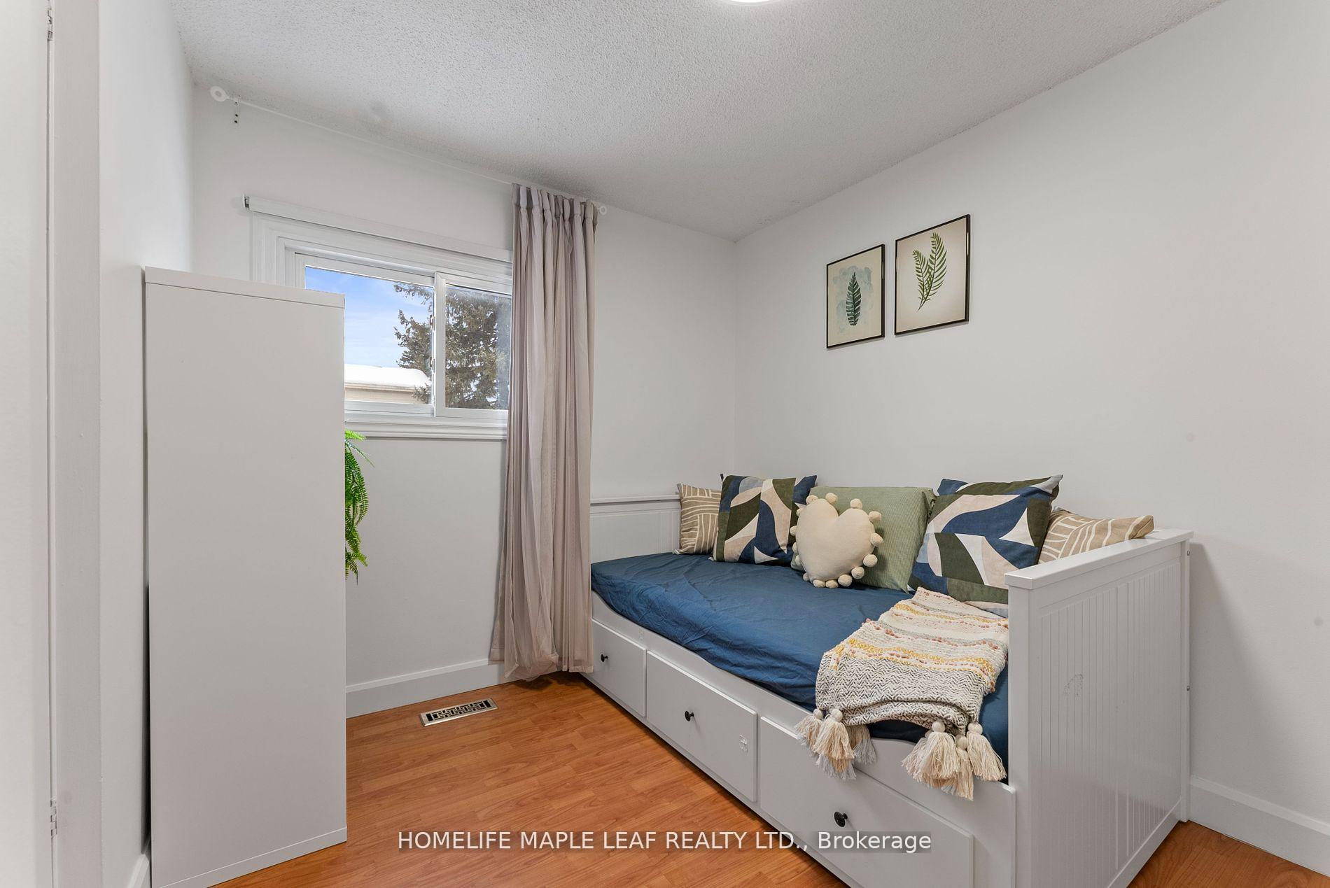 Photo 17 of 73 Timberlane Crescent, Kitchener — HOMEH