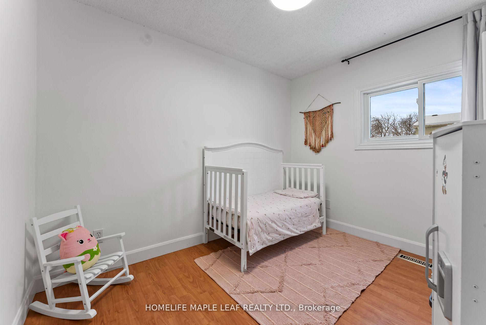 Photo 18 of 73 Timberlane Crescent, Kitchener — HOMEH