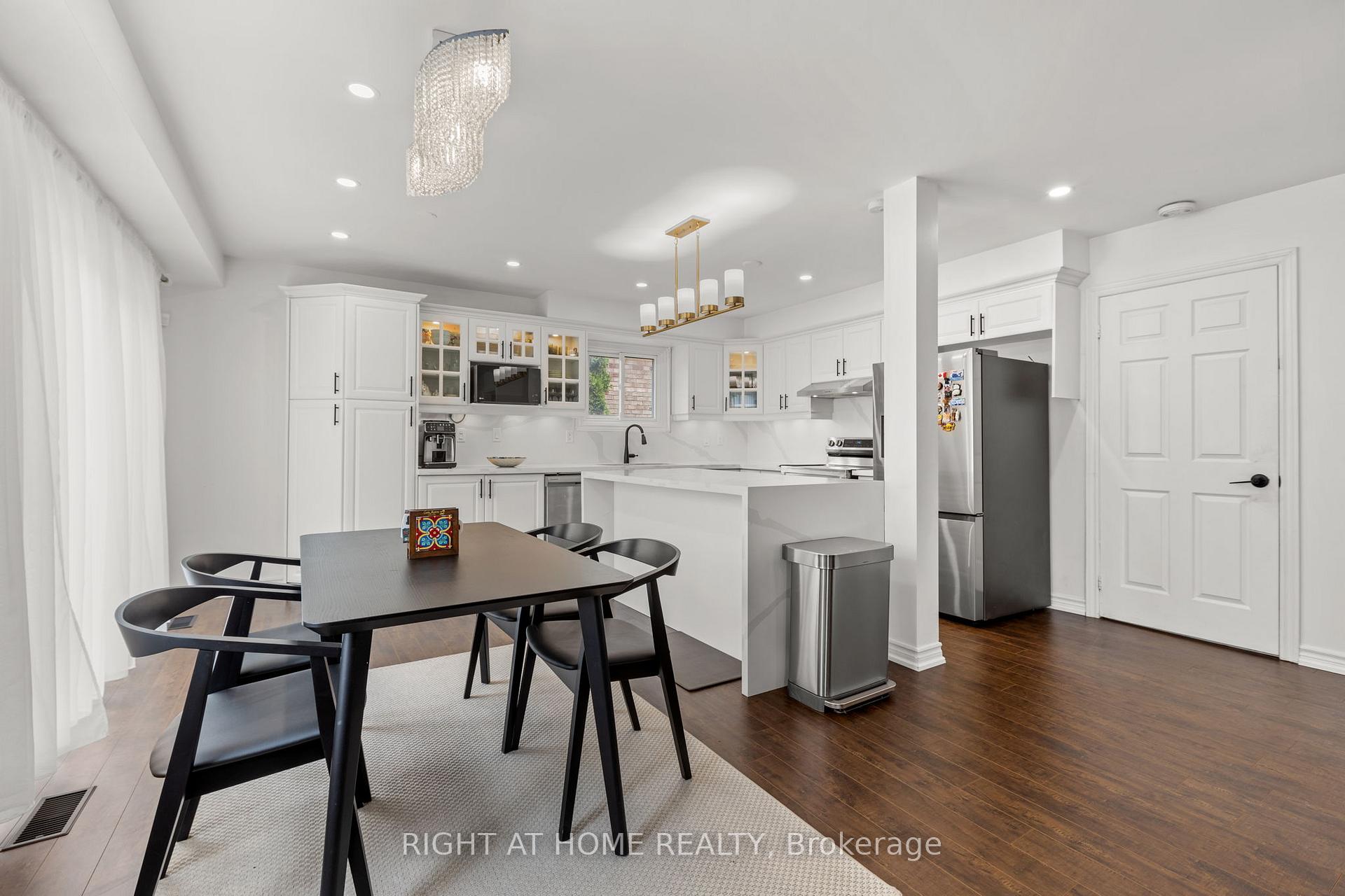 Photo 19 of 4 Deena Place, Markham, Middlefield — HOMEH