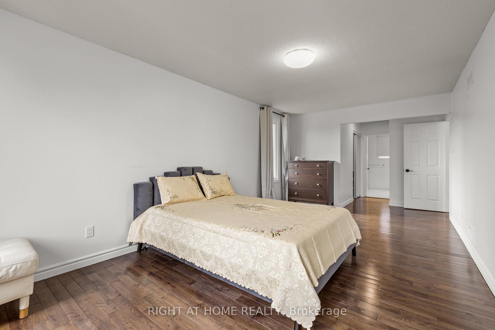 Photo 35 of 4 Deena Place, Markham, Middlefield — HOMEH