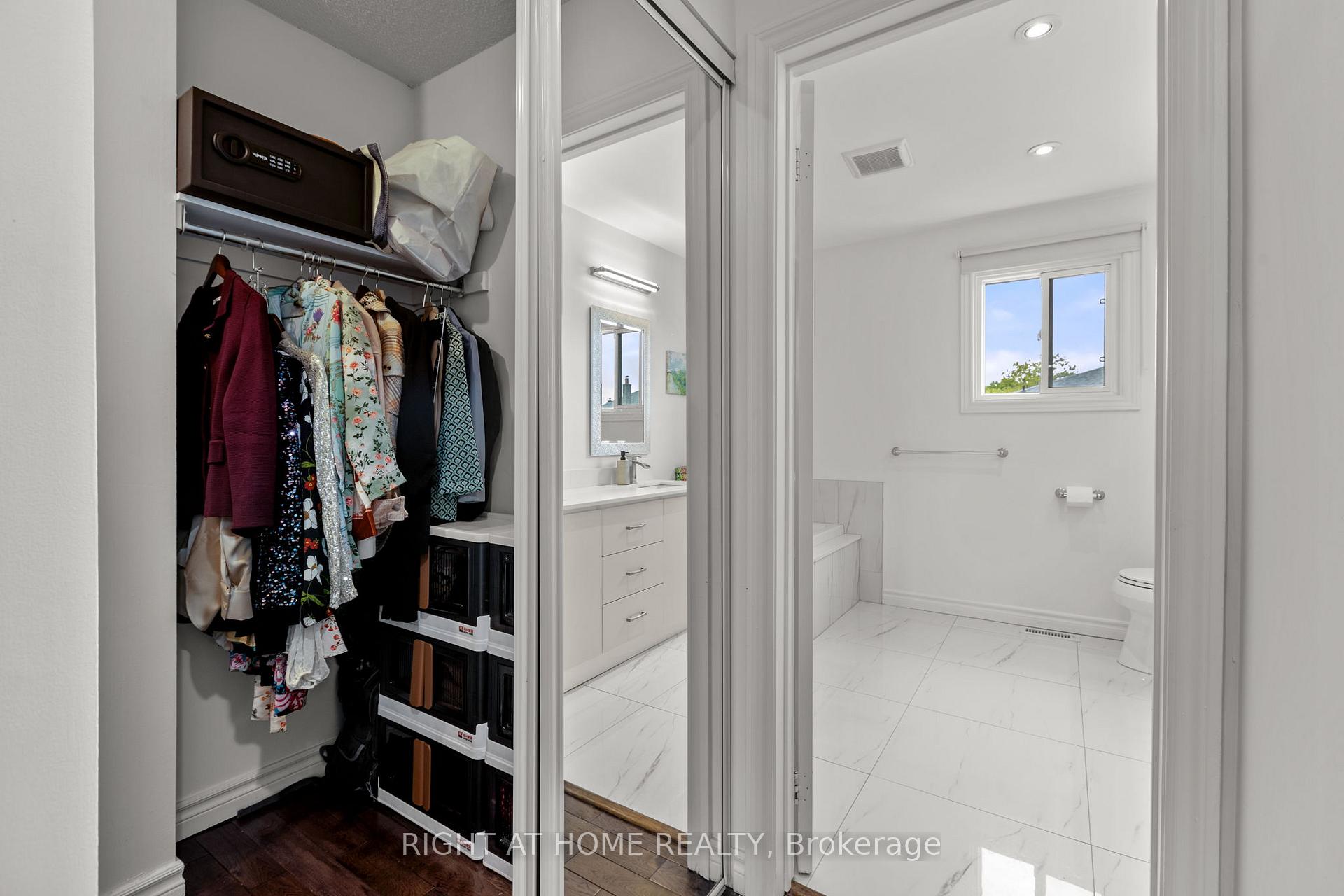 Photo 36 of 4 Deena Place, Markham, Middlefield — HOMEH