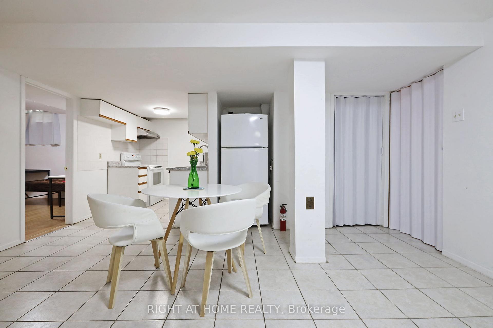 Photo 41 of 4 Deena Place, Markham, Middlefield — HOMEH