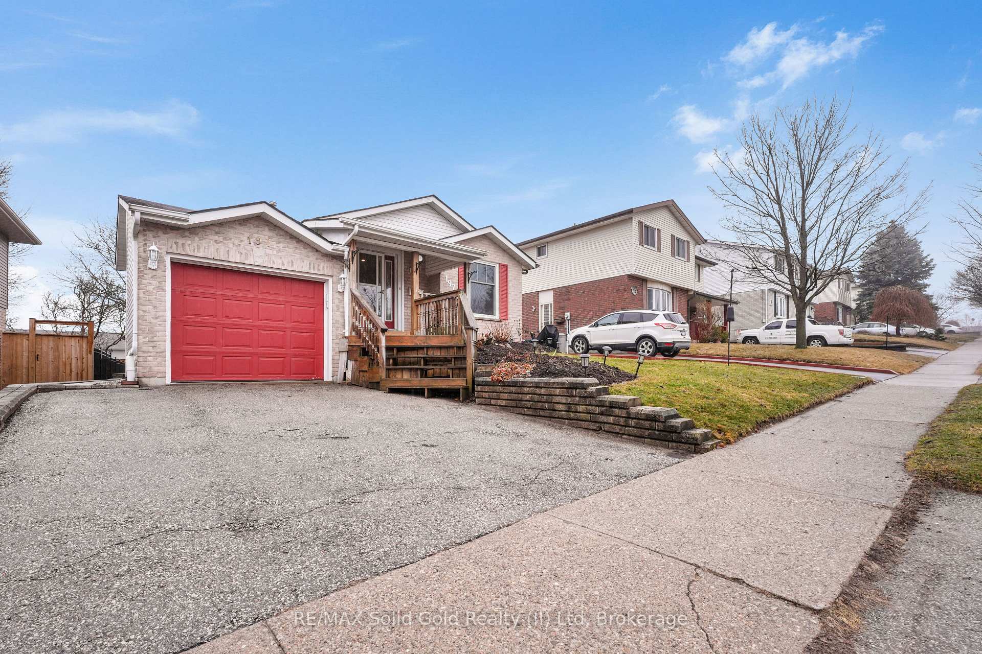 Photo 1 of 197 Folkstone Place, Kitchener — HOMEH