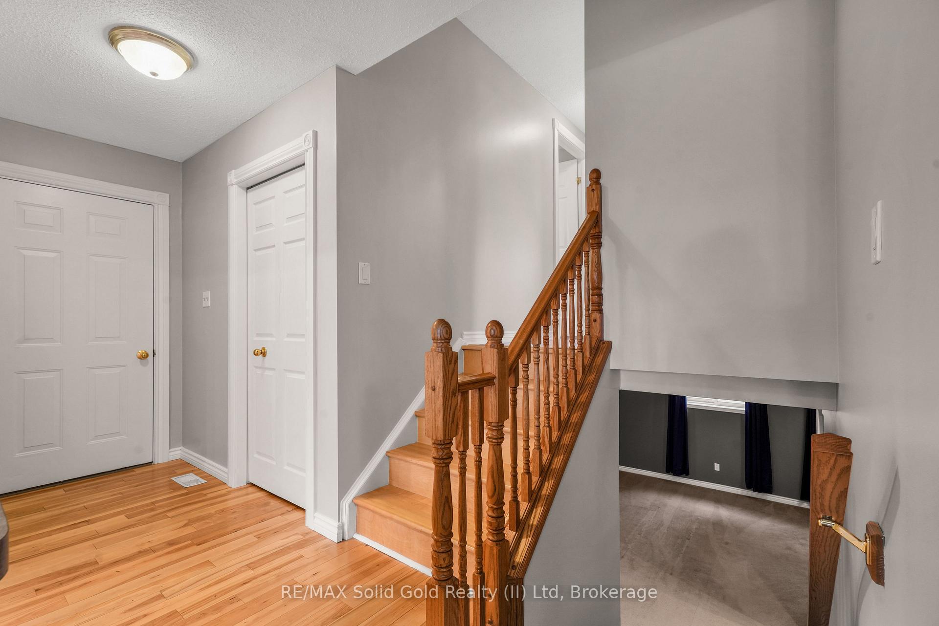 Photo 11 of 197 Folkstone Place, Kitchener — HOMEH