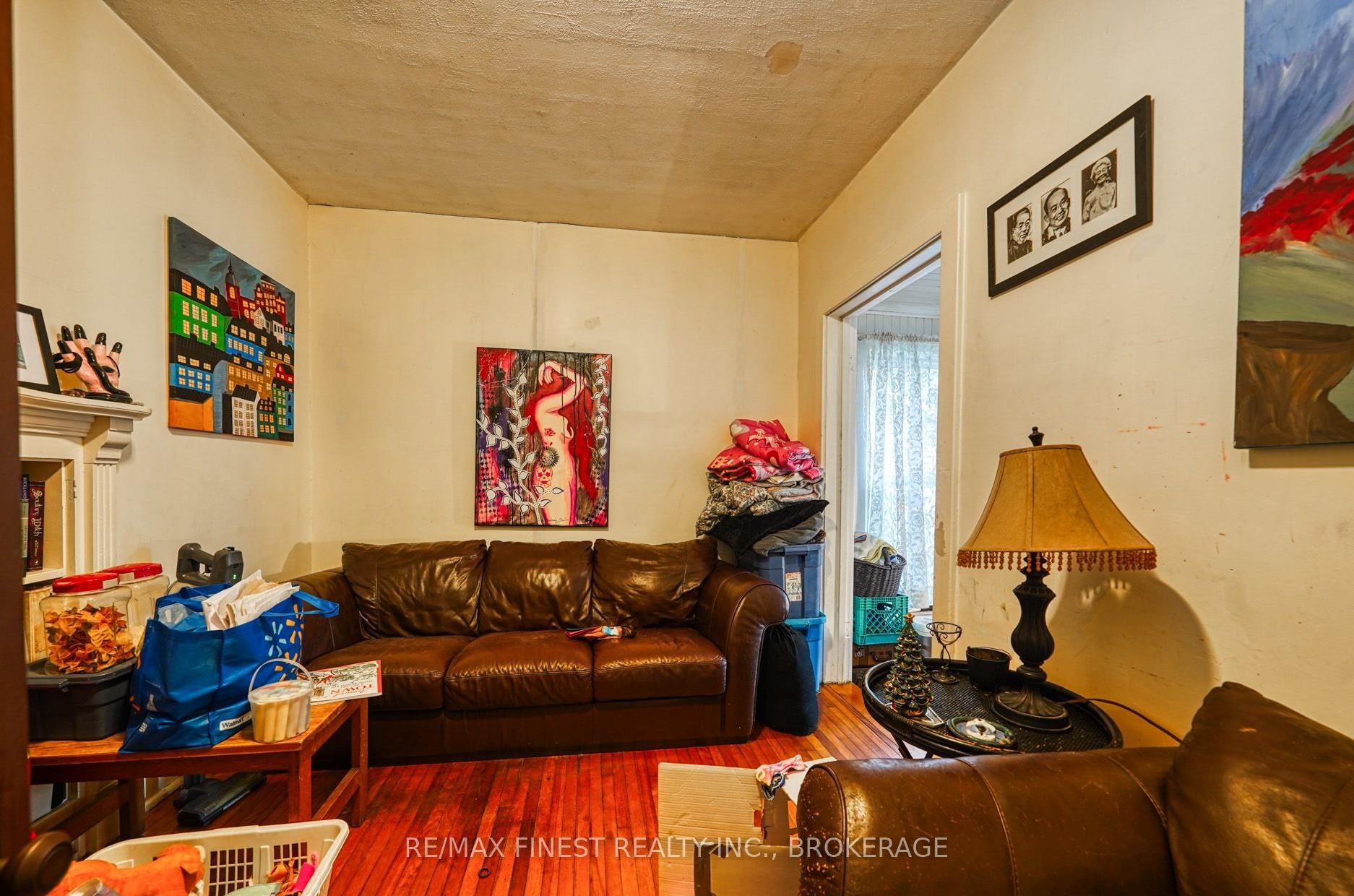 Photo 8 of 434 Alfred Street, Kingston, East of Sir John A. Blvd — HOMEH
