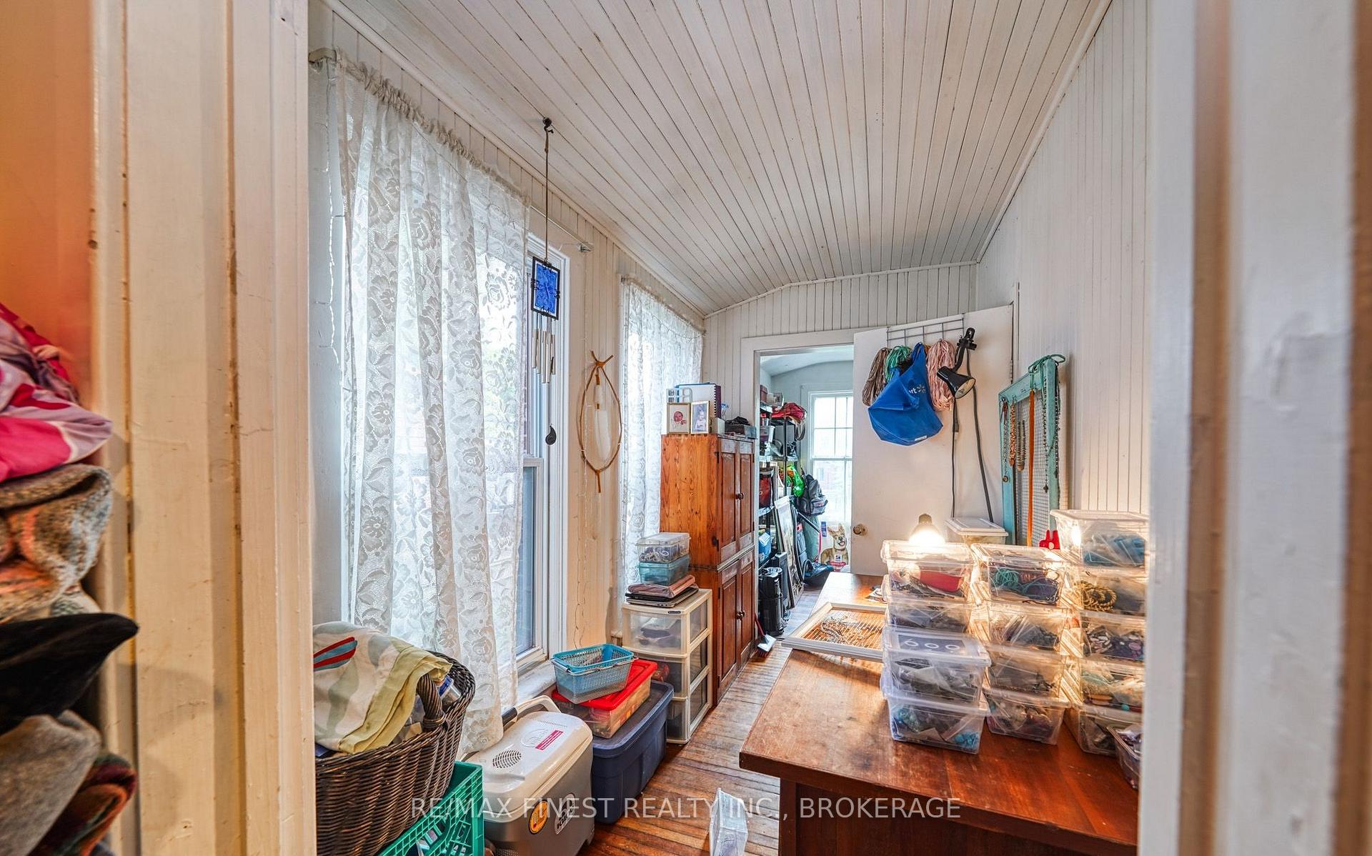 Photo 9 of 434 Alfred Street, Kingston, East of Sir John A. Blvd — HOMEH
