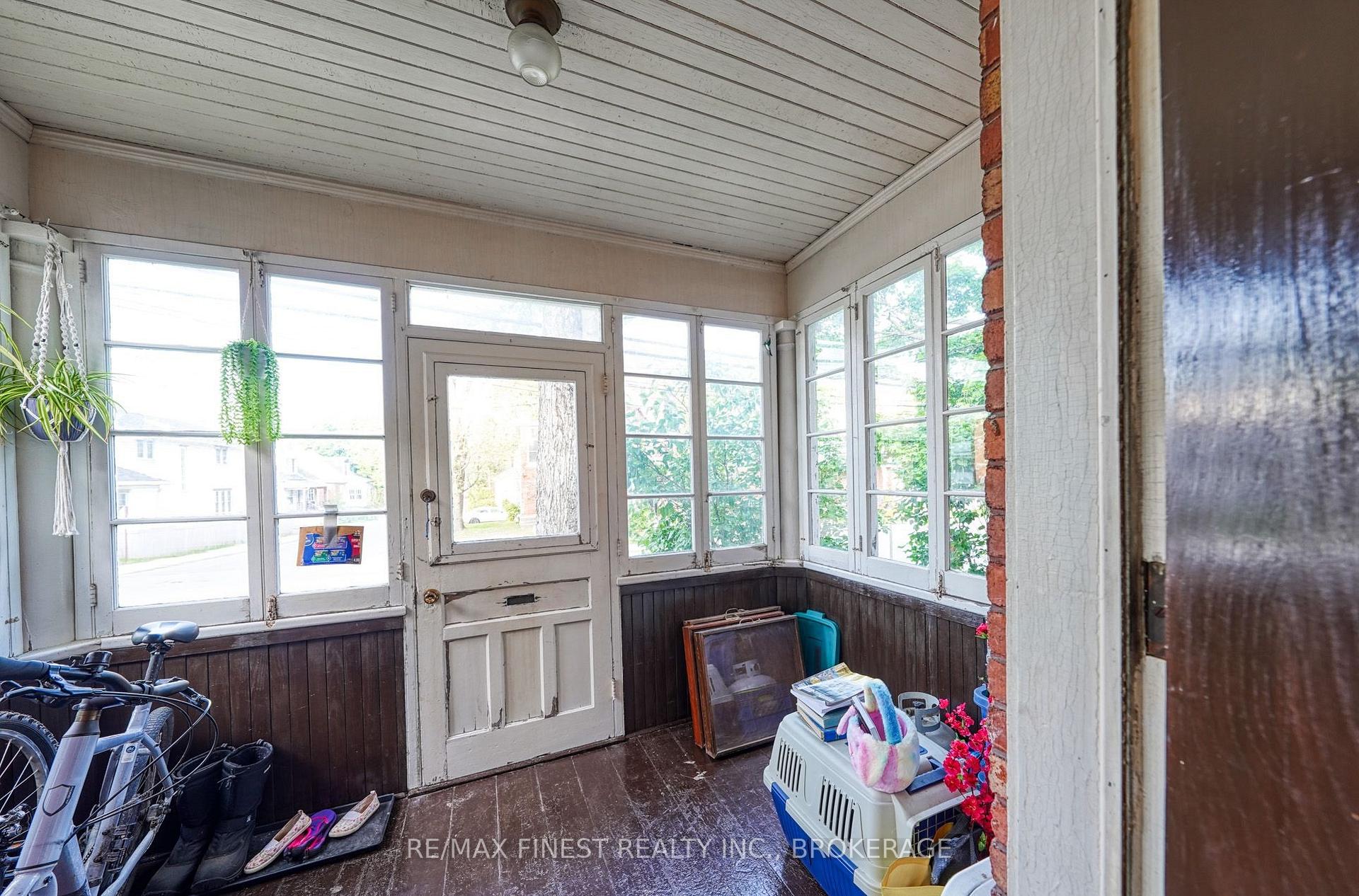 Photo 15 of 434 Alfred Street, Kingston, East of Sir John A. Blvd — HOMEH