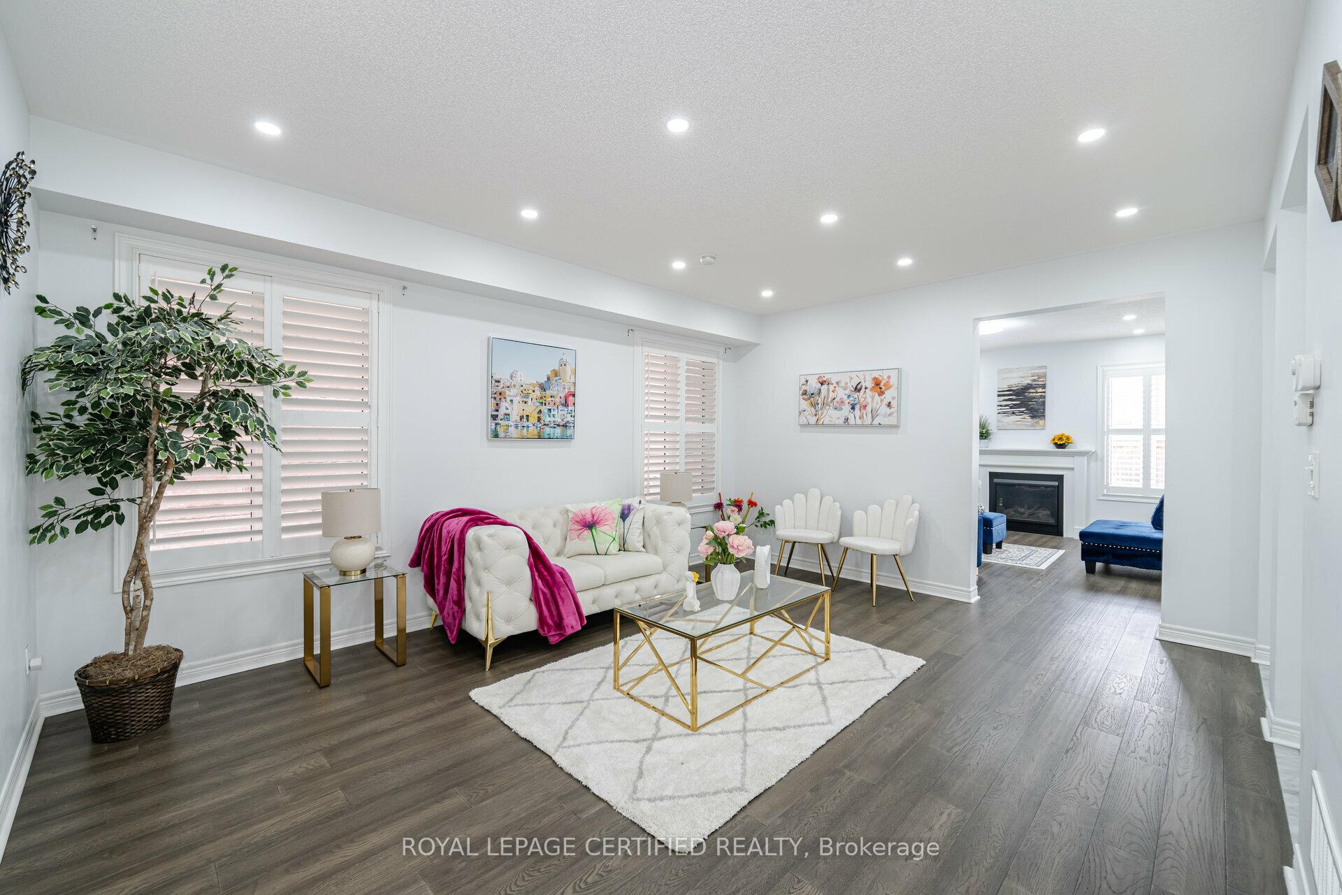 Photo 8 of 335 Bessborough Drive, Milton, Harrison — HOMEH