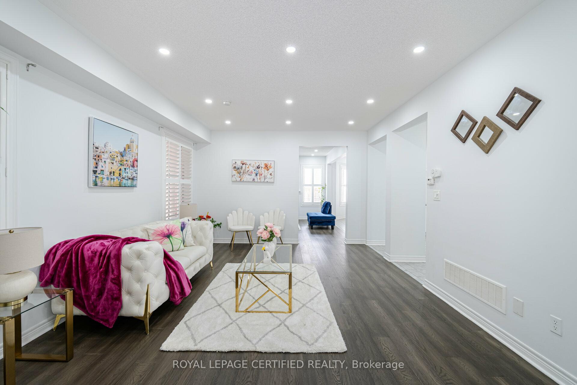 Photo 9 of 335 Bessborough Drive, Milton, Harrison — HOMEH