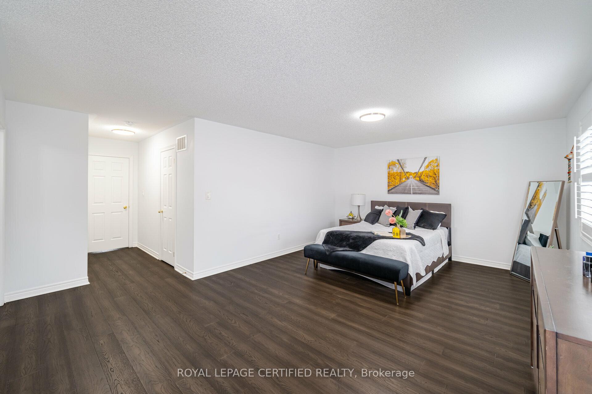 Photo 19 of 335 Bessborough Drive, Milton, Harrison — HOMEH