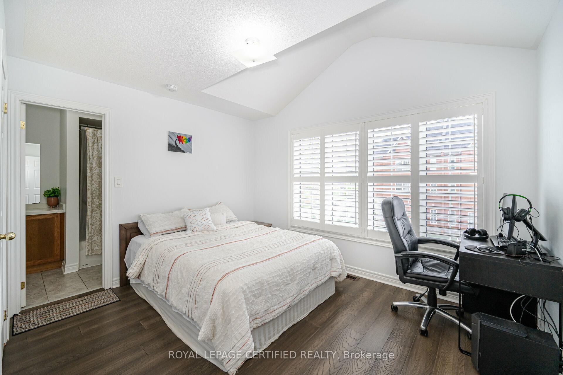 Photo 28 of 335 Bessborough Drive, Milton, Harrison — HOMEH