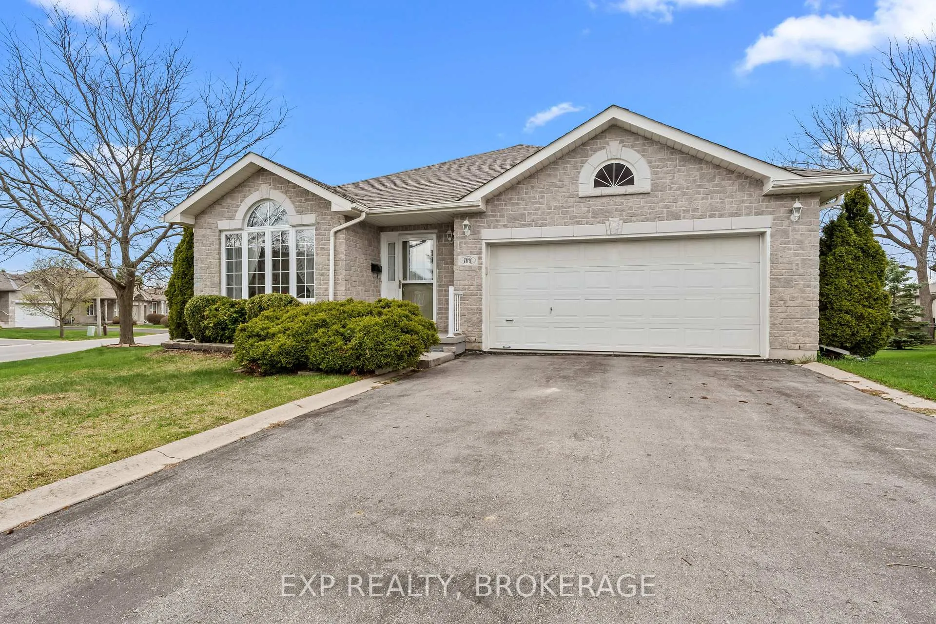 Photo 2 of 108 Sheridan Street, Kingston, City Northwest — HOMEH