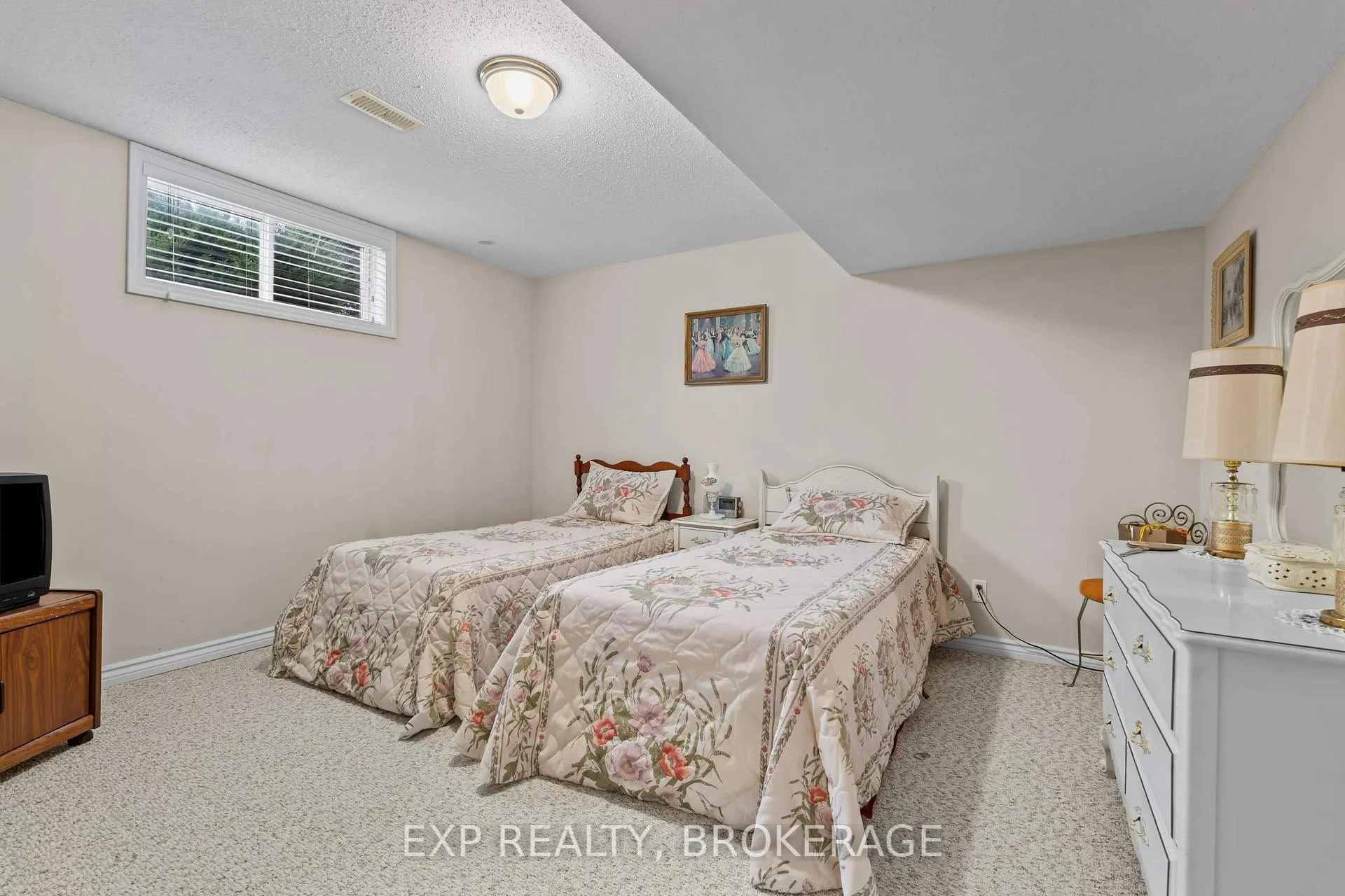Photo 29 of 108 Sheridan Street, Kingston, City Northwest — HOMEH