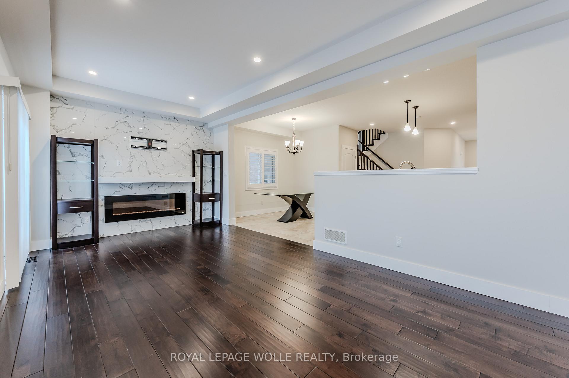 Photo 7 of 204 Cranbrook Street, Kitchener — HOMEH