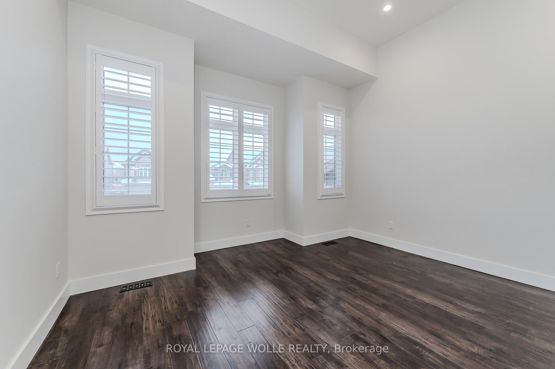 Photo 16 of 204 Cranbrook Street, Kitchener — HOMEH