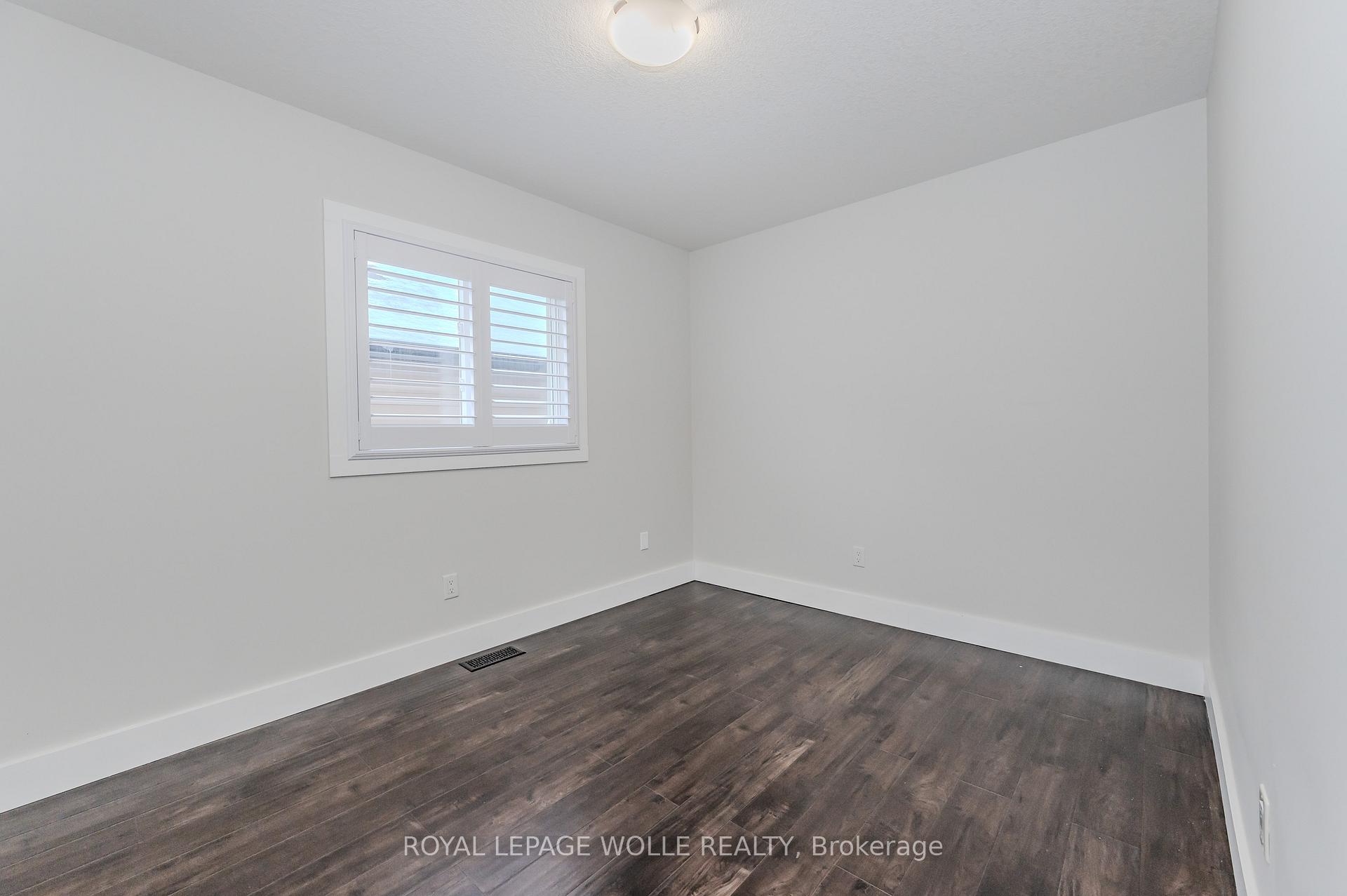 Photo 20 of 204 Cranbrook Street, Kitchener — HOMEH