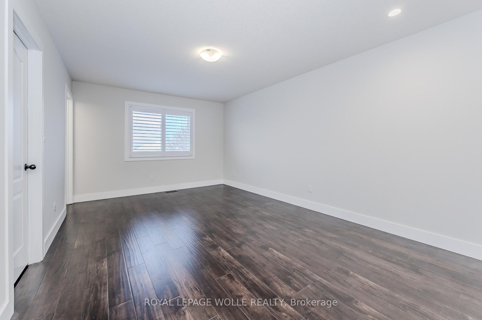 Photo 24 of 204 Cranbrook Street, Kitchener — HOMEH