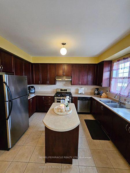 Photo 16 of 39 Evaridge Drive, Markham, Cornell — HOMEH