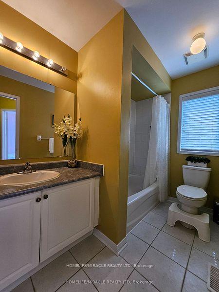 Photo 20 of 39 Evaridge Drive, Markham, Cornell — HOMEH