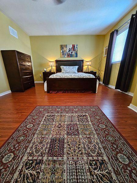Photo 32 of 39 Evaridge Drive, Markham, Cornell — HOMEH