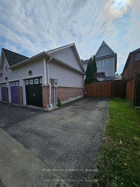 Photo 43 of 39 Evaridge Drive, Markham, Cornell — HOMEH