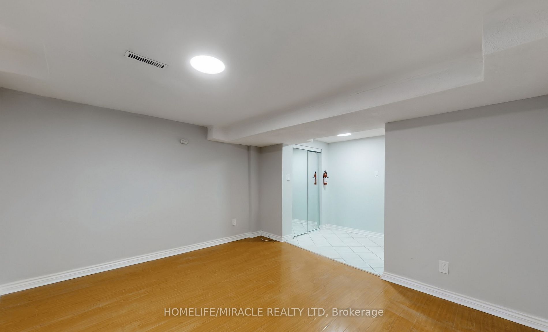 Photo 20 of 20 Nadia Place, Brampton, Westgate — HOMEH