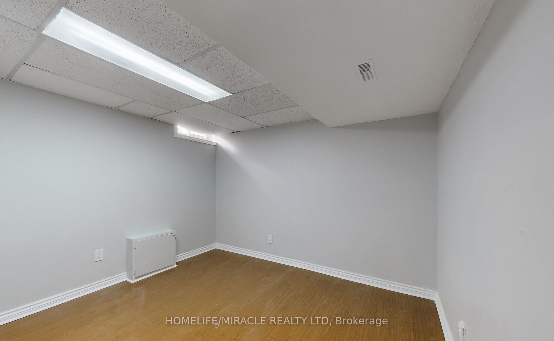 Photo 29 of 20 Nadia Place, Brampton, Westgate — HOMEH