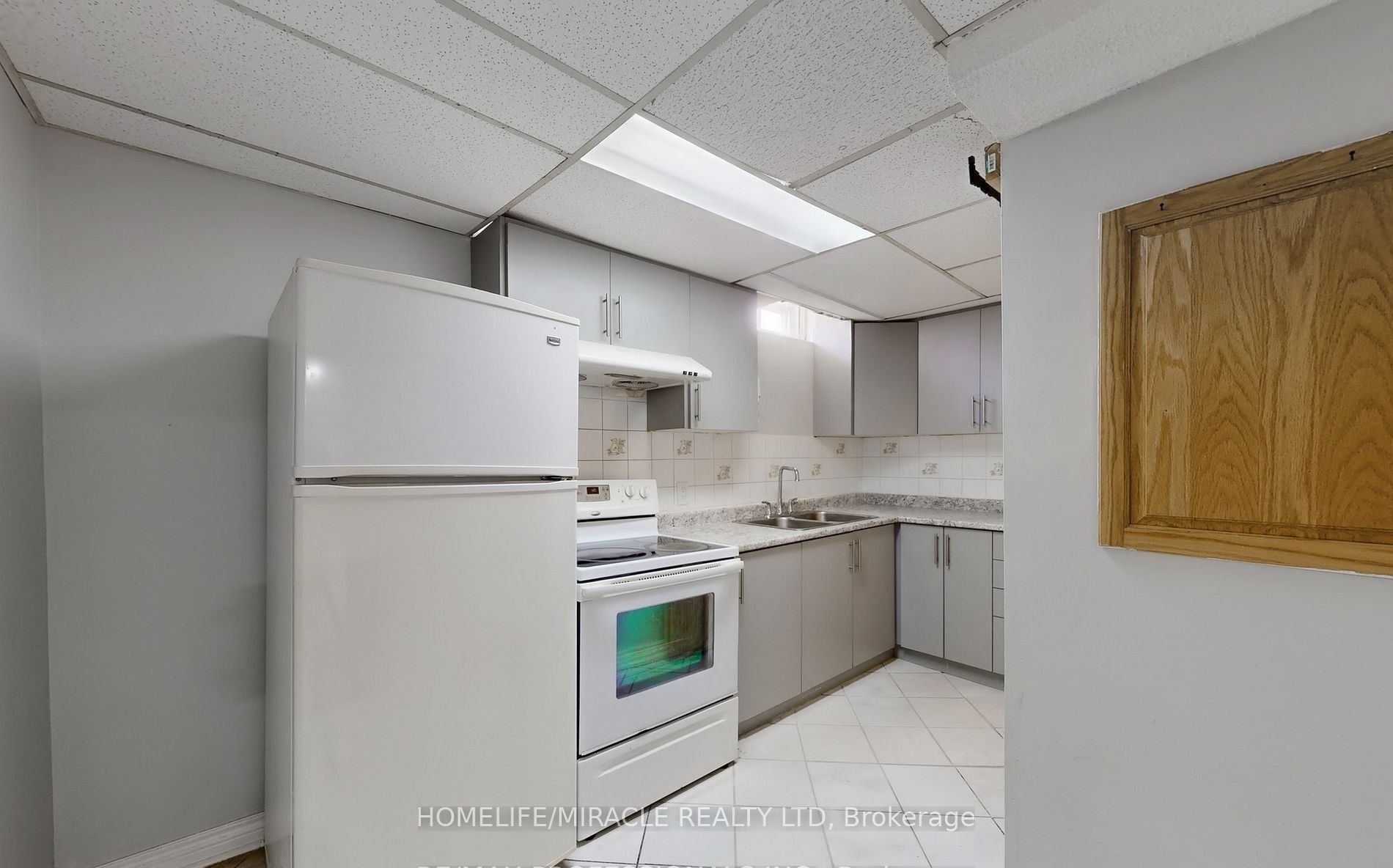 Photo 22 of 20 Nadia Place, Brampton, Westgate — HOMEH