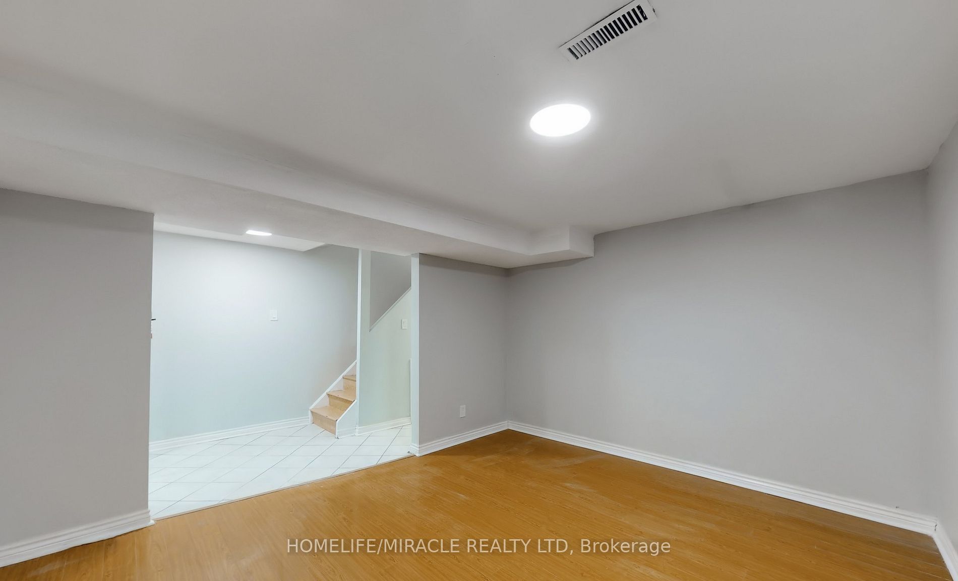 Photo 19 of 20 Nadia Place, Brampton, Westgate — HOMEH