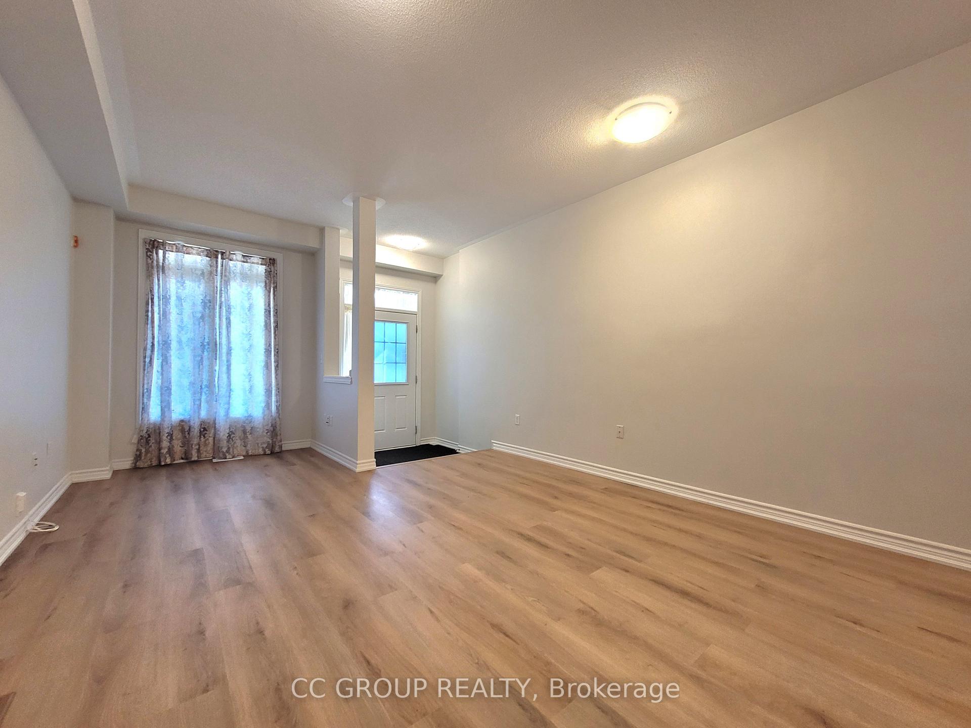 Photo 3 of 76 Carolina Rose Crescent, Markham, Wismer — HOMEH