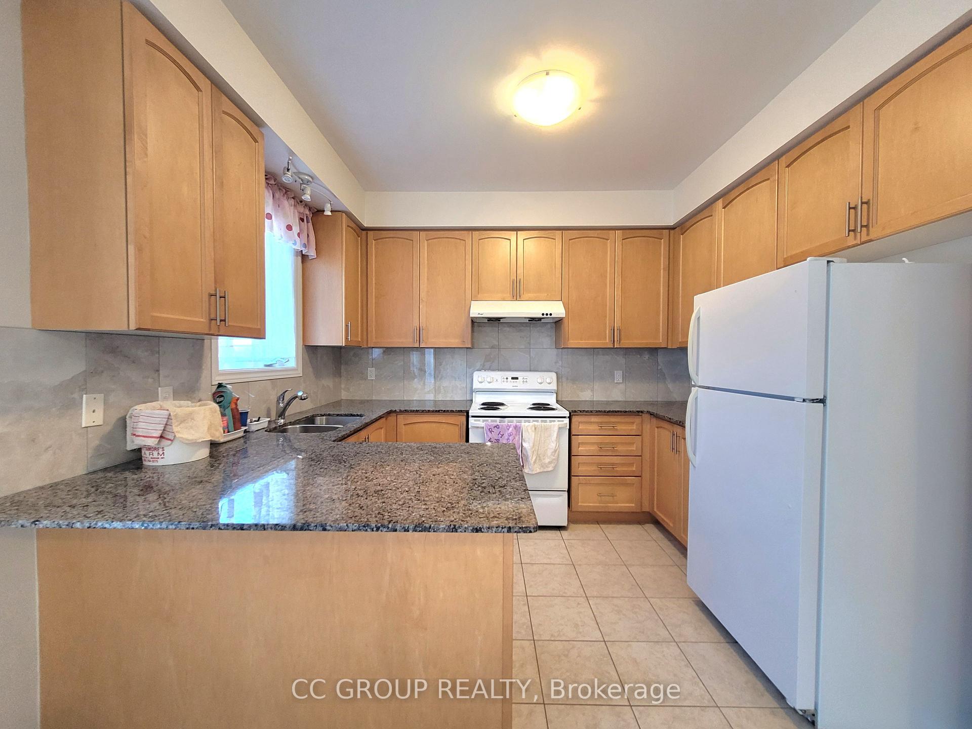 Photo 5 of 76 Carolina Rose Crescent, Markham, Wismer — HOMEH