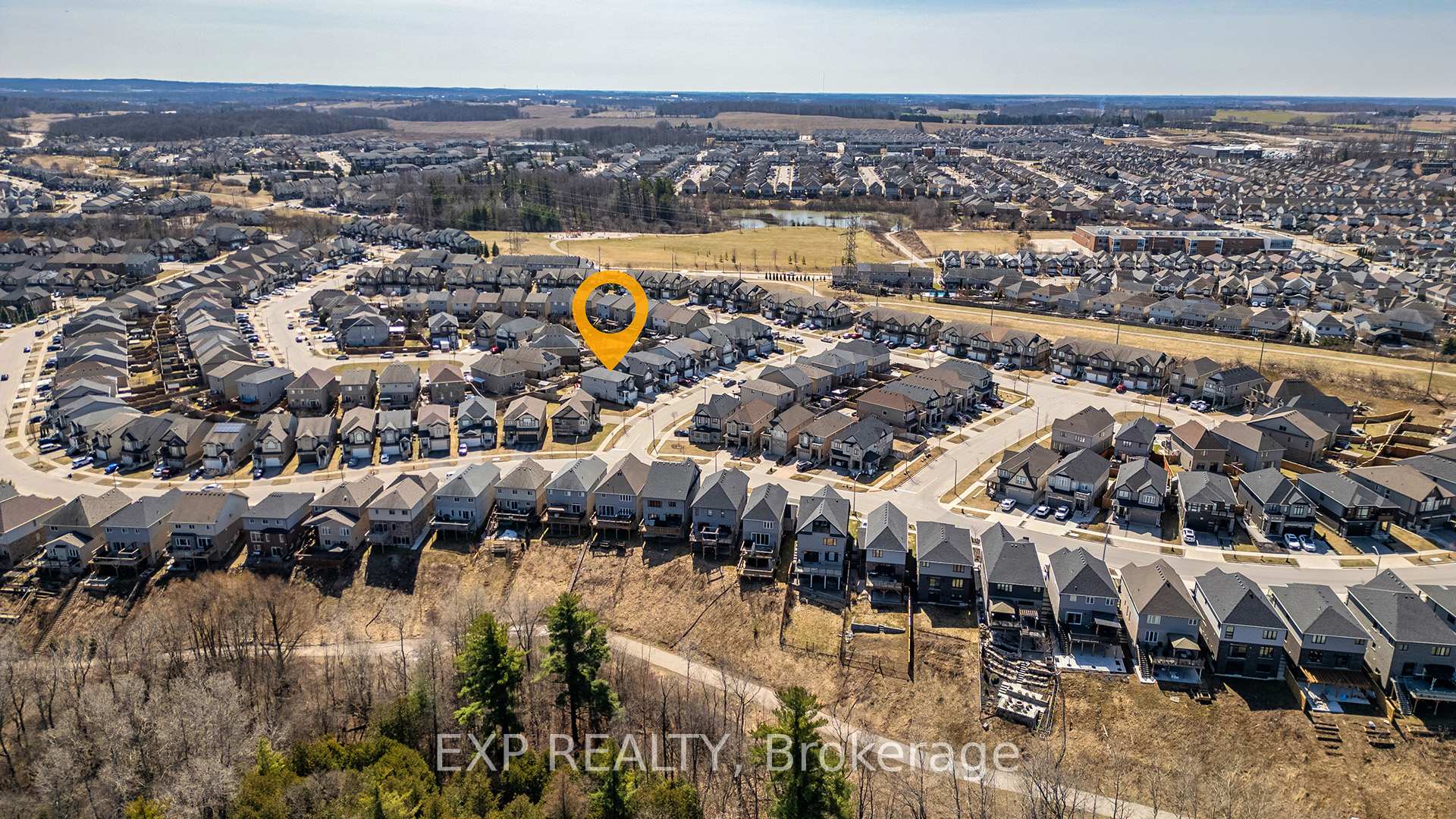 Photo 31 of 30 Pompeii Street, Kitchener — HOMEH